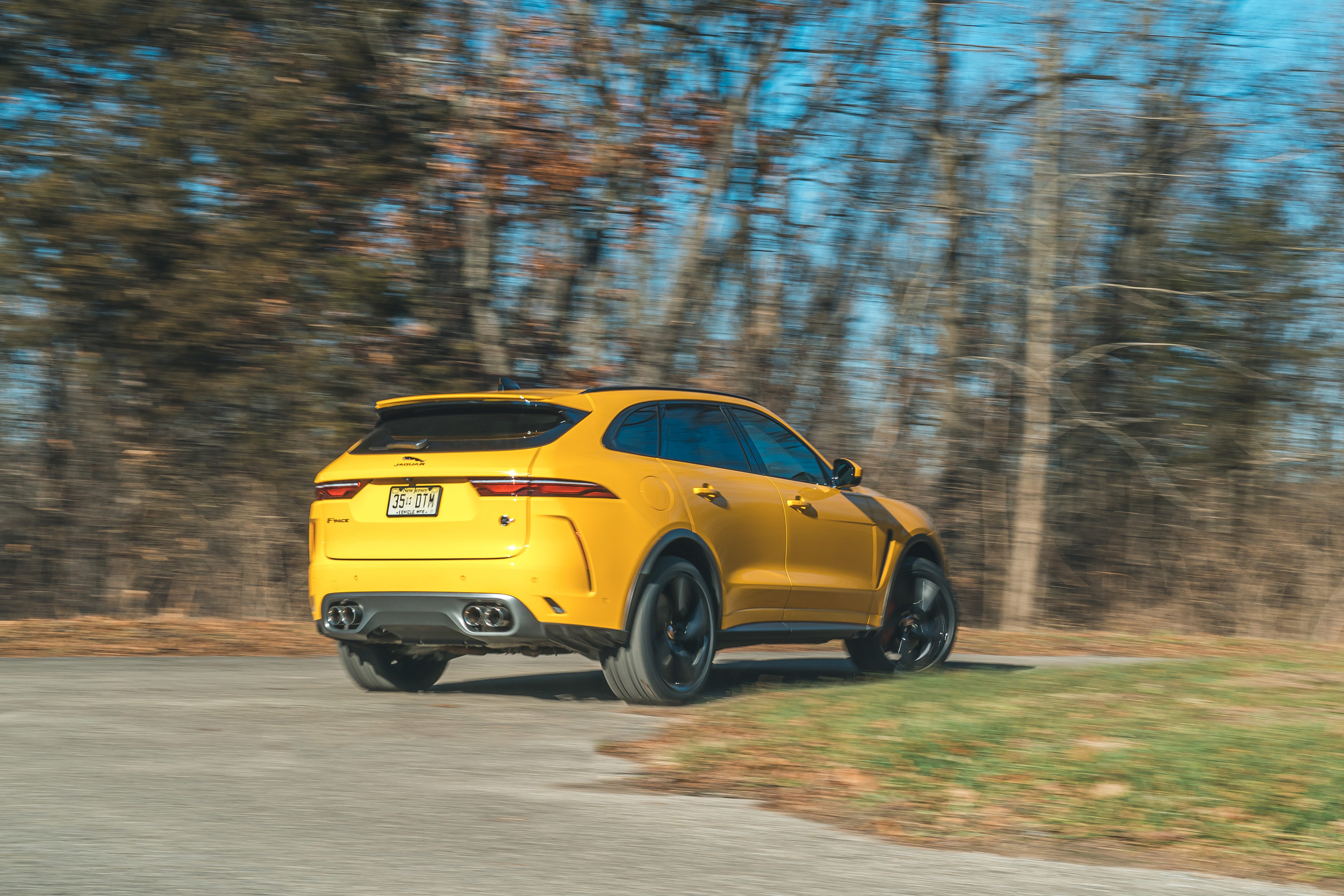 F-Pace SVR