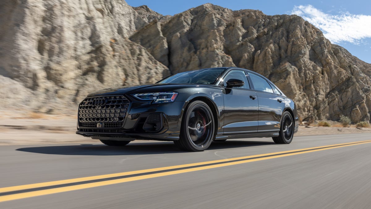 Audi S8