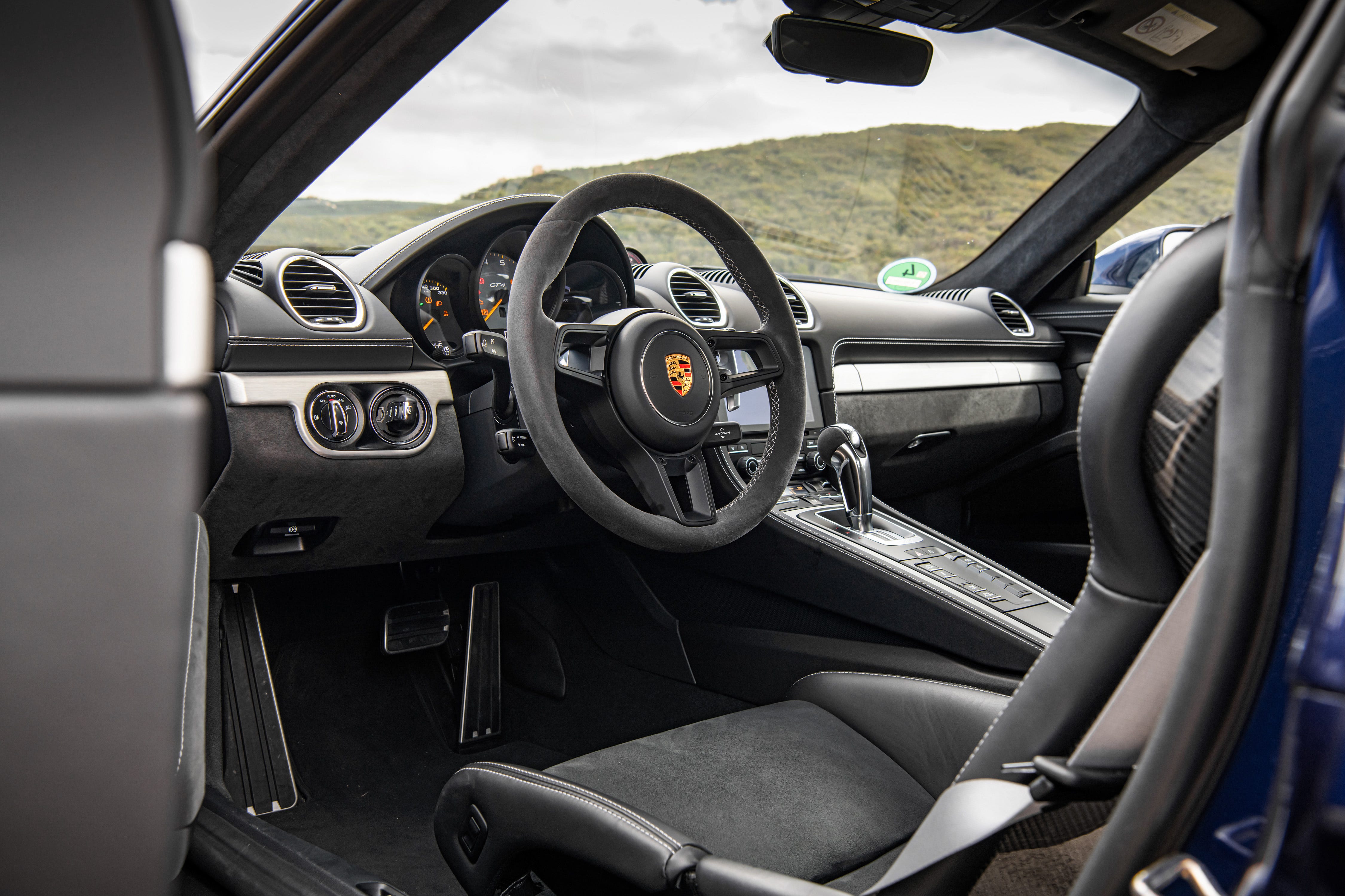 718 Cayman