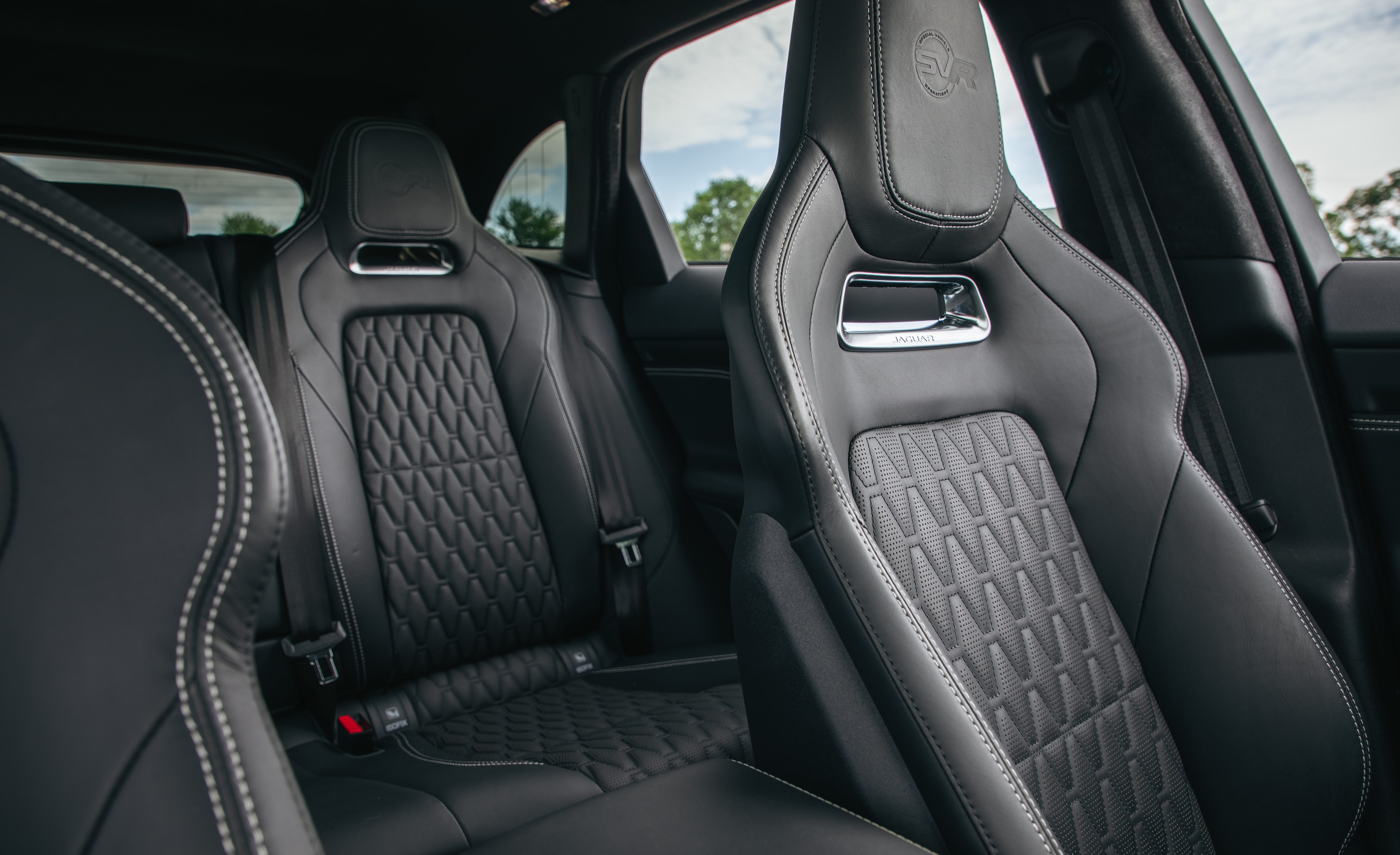F-Pace SVR