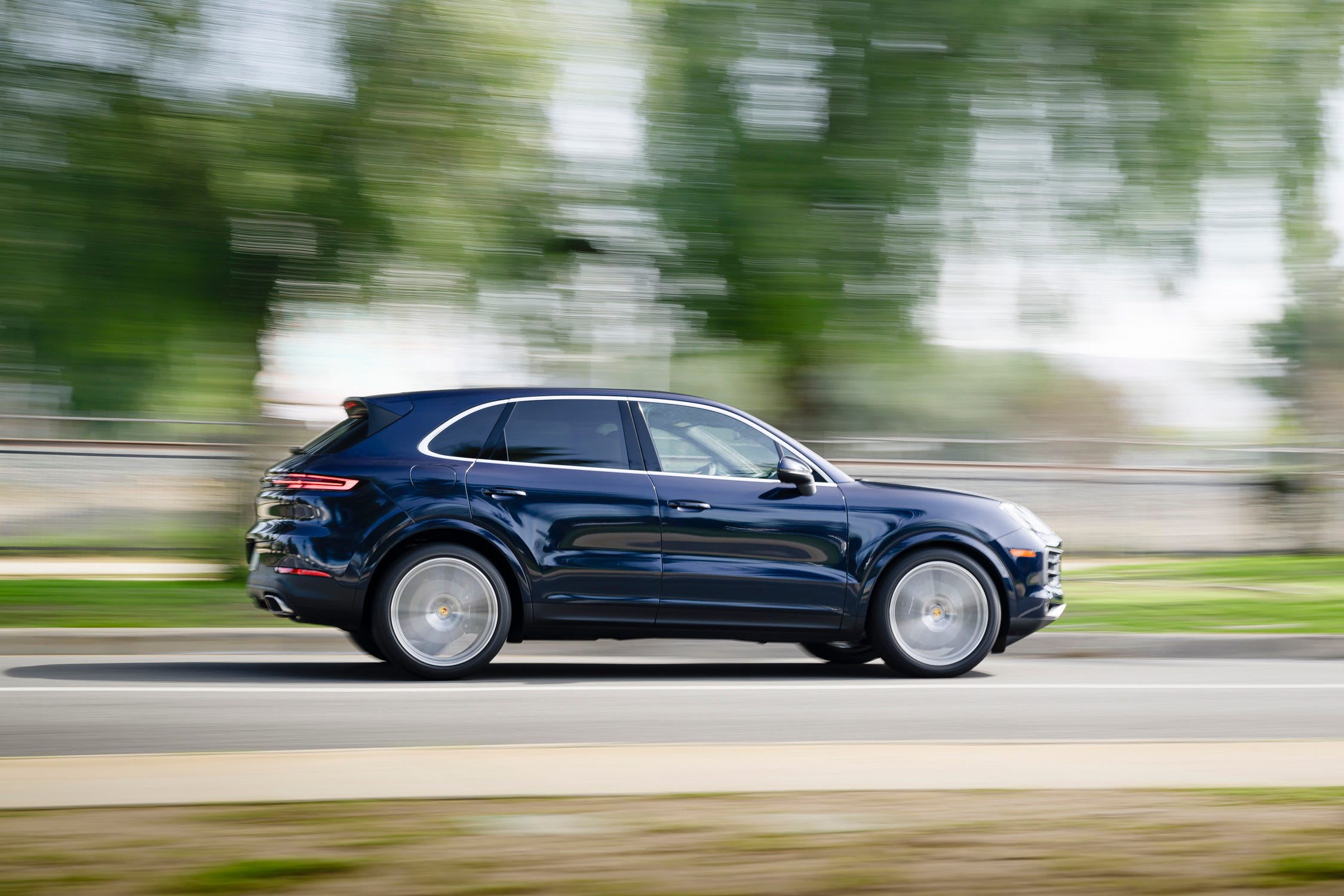 2026 Porsche Cayenne EV: Kinetic Tour de Force