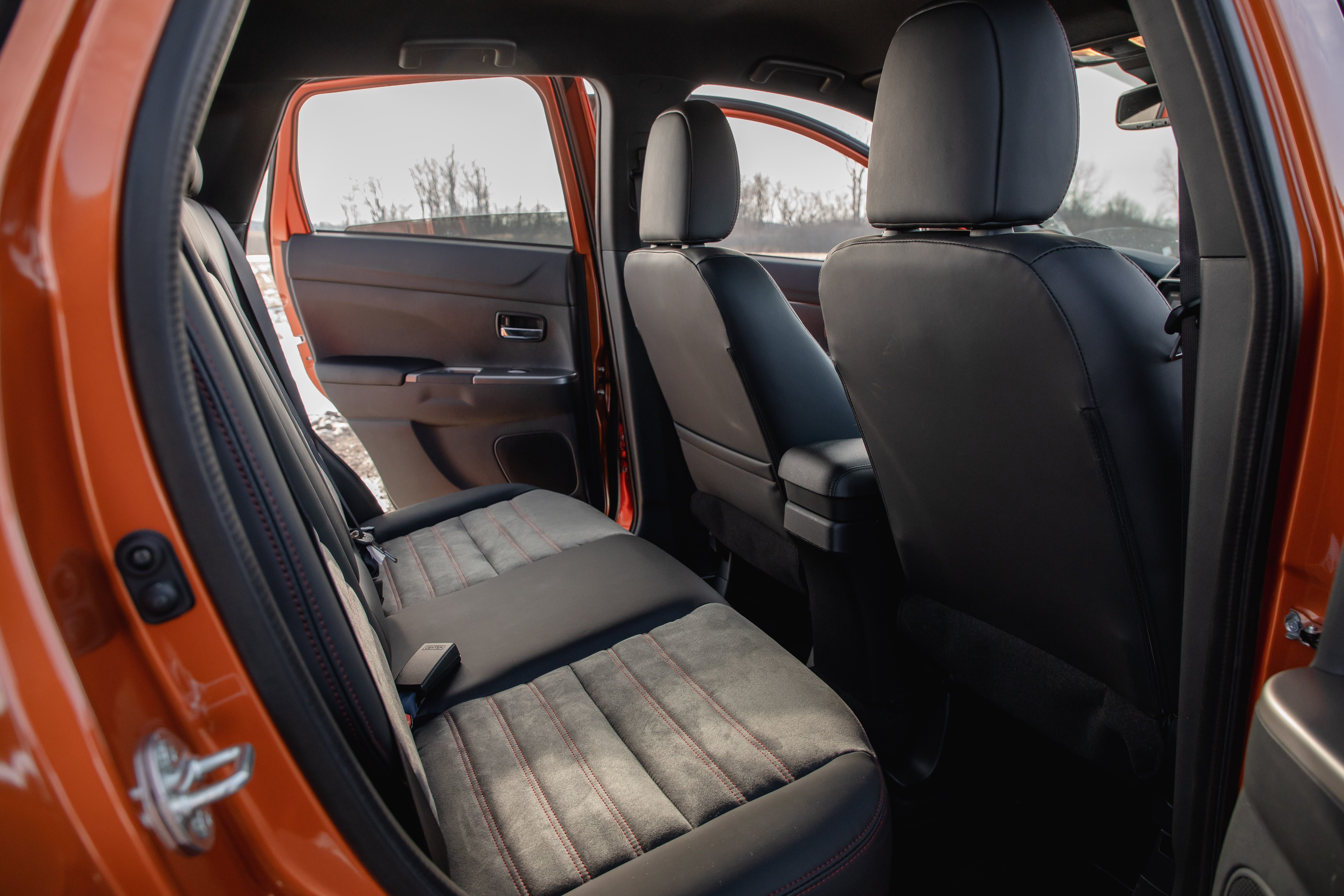 Outlander Sport