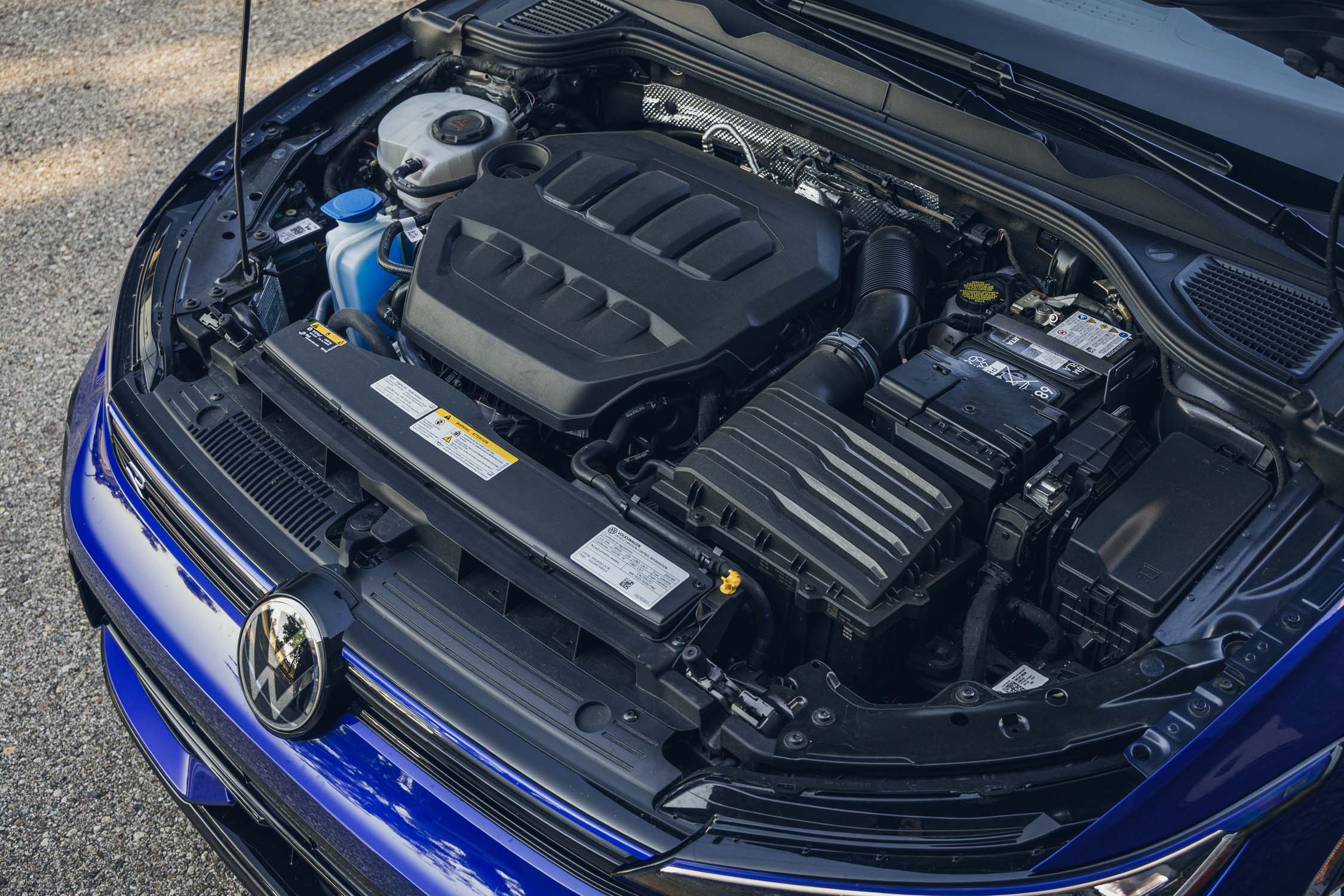 Golf R