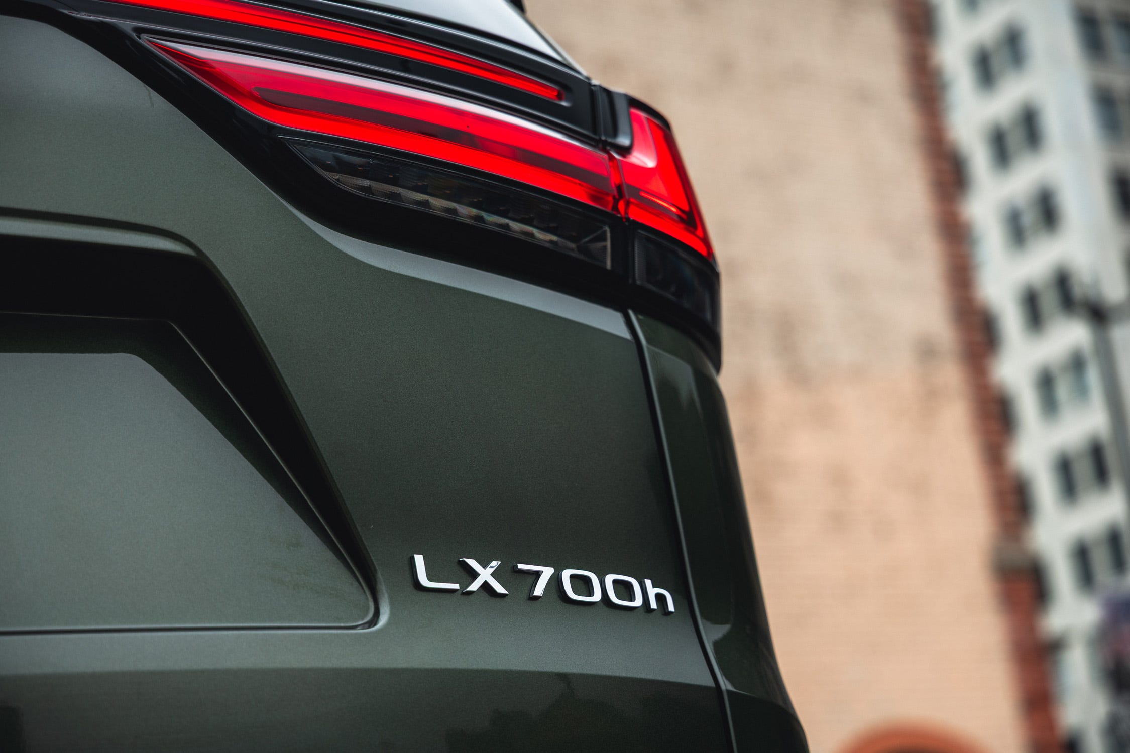 LX Hybrid