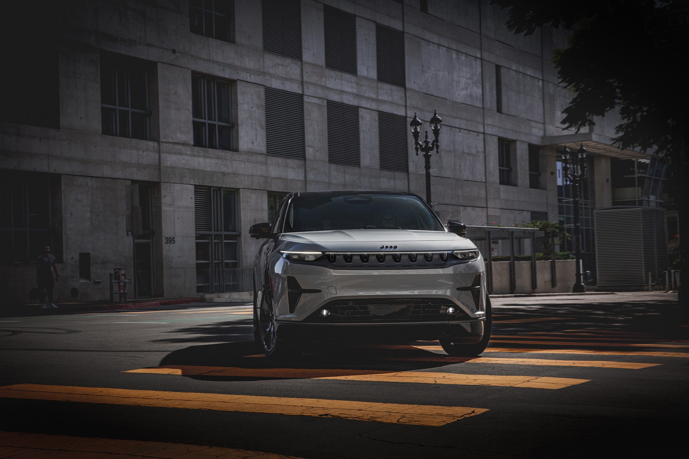 Wagoneer S