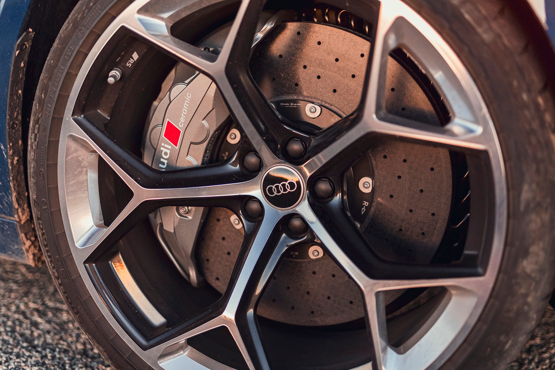 RS7