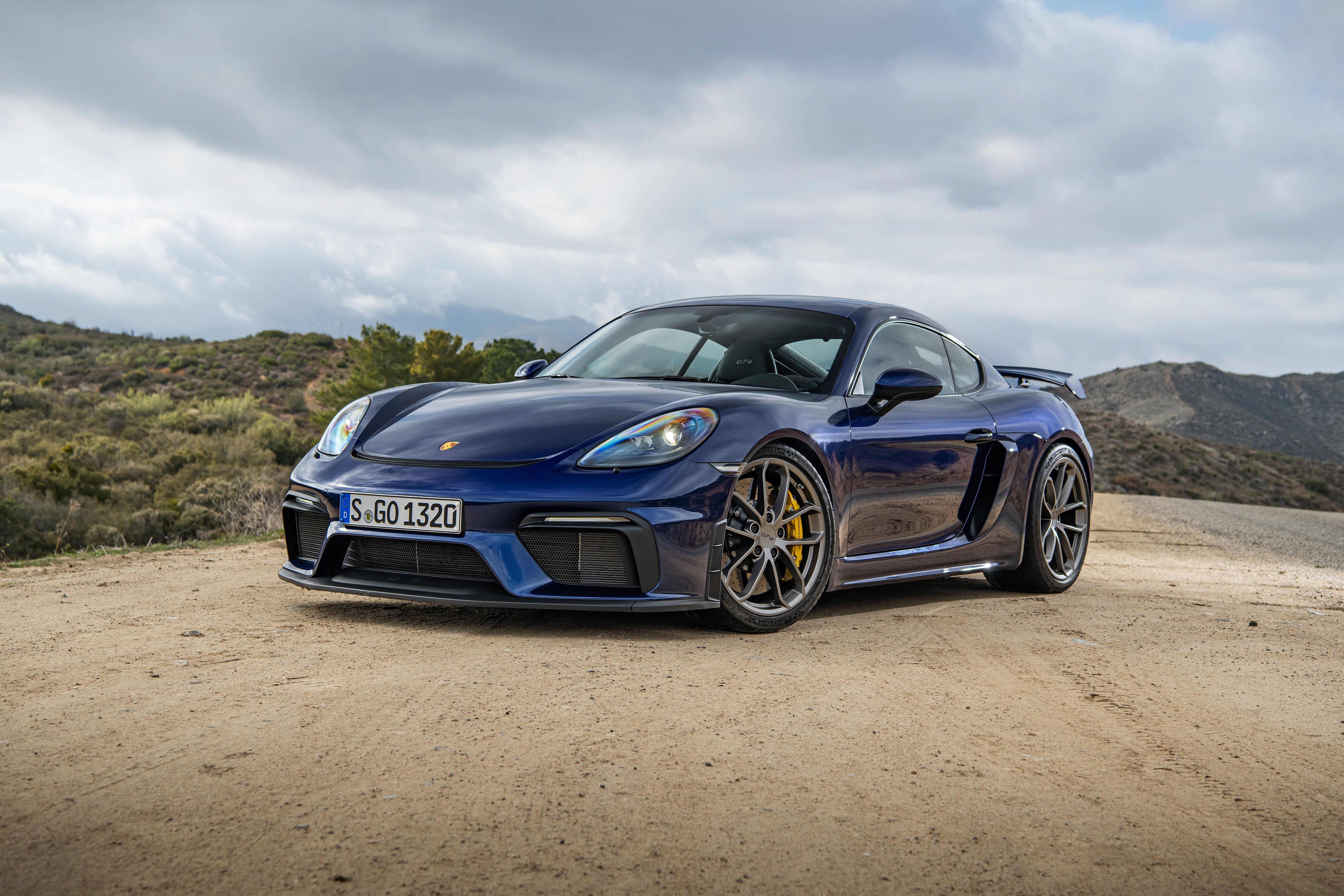 718 Cayman