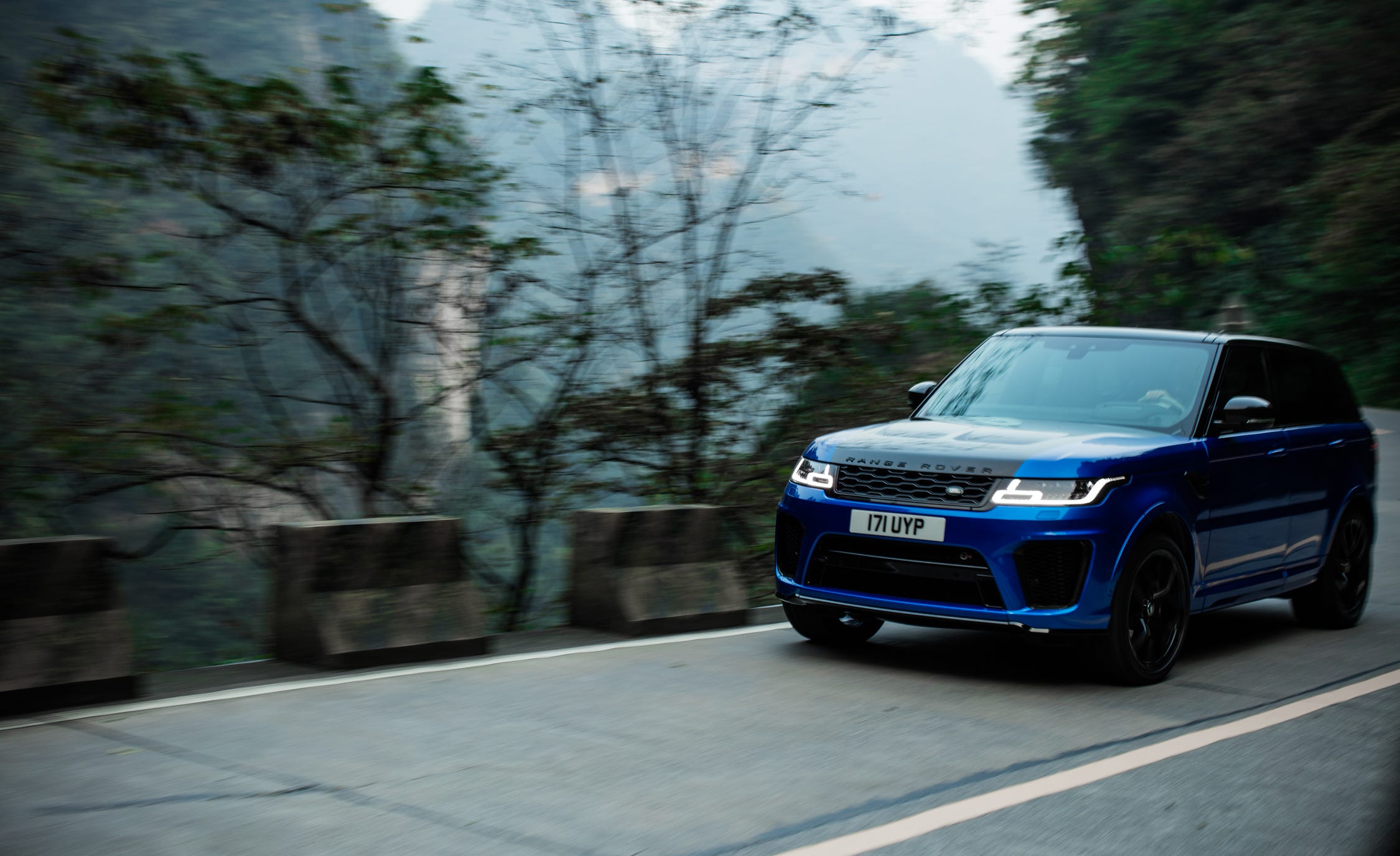 Range Rover Sport SV