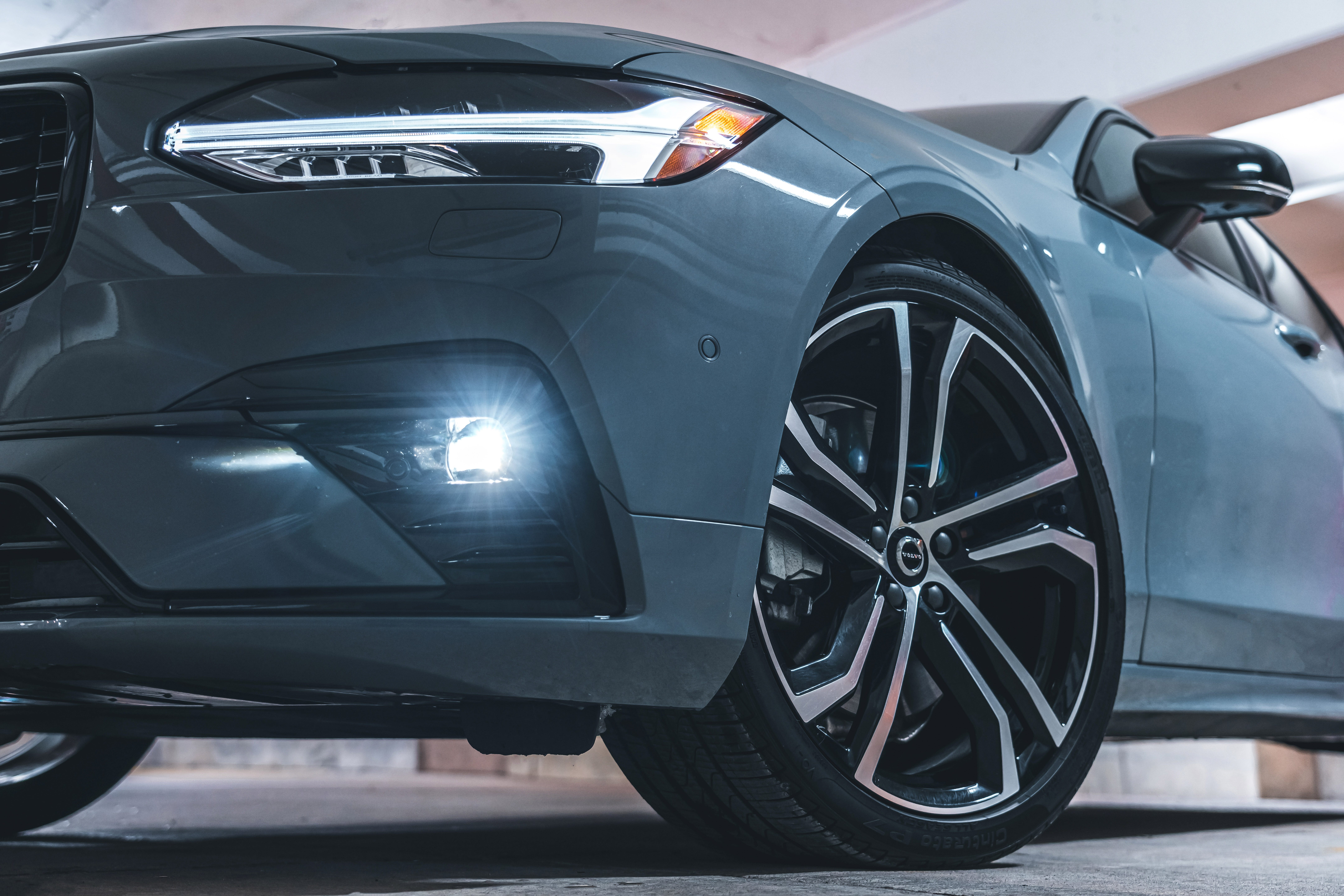 S90