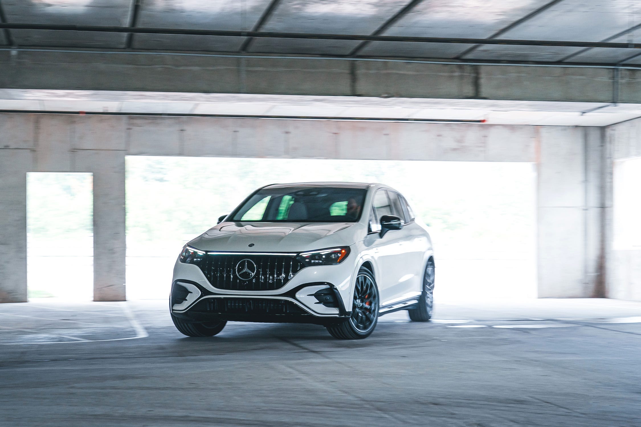 EQE SUV