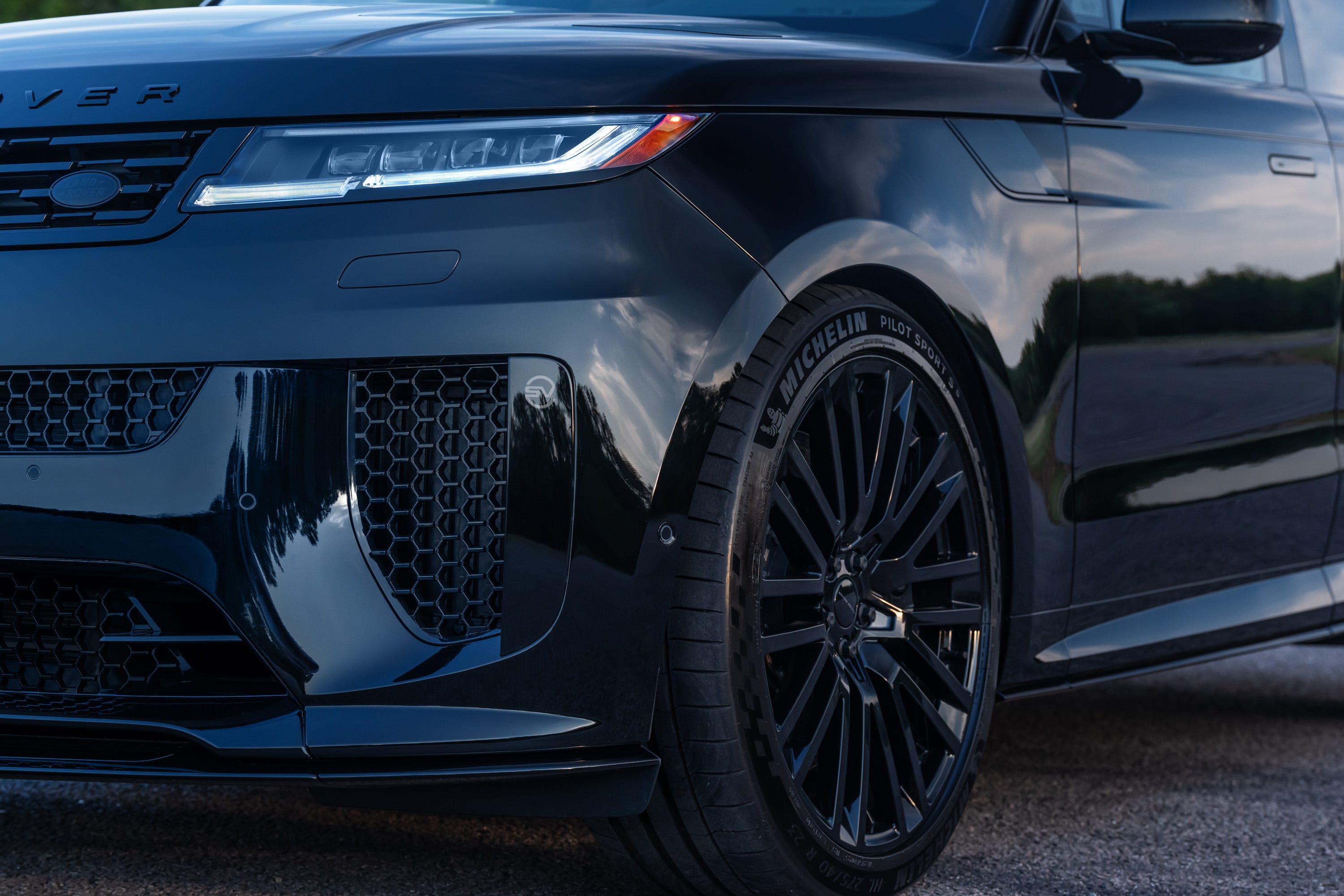 Range Rover Sport SV