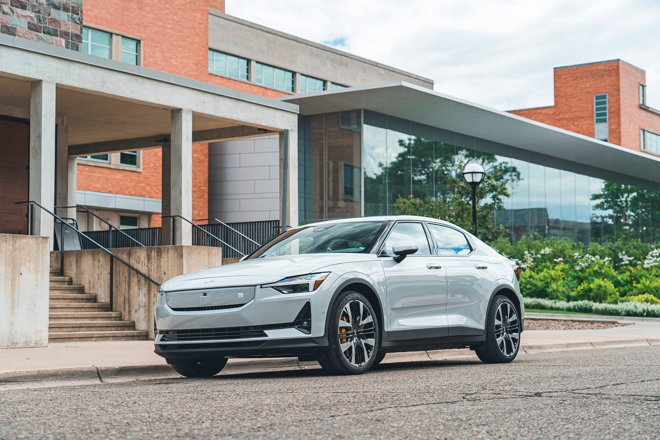 Polestar 2
