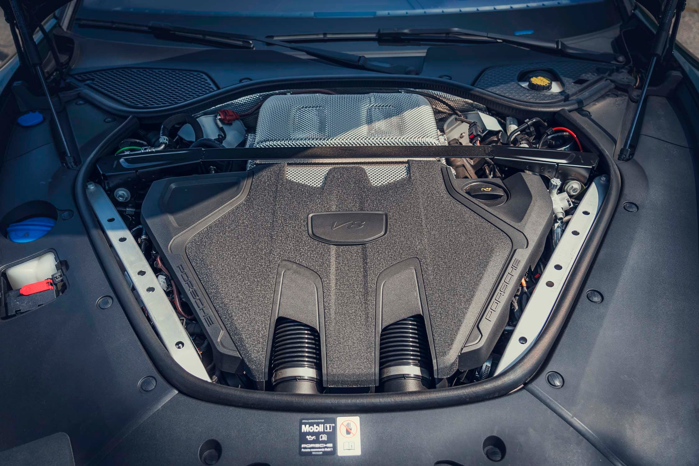 Panamera Turbo / Turbo S