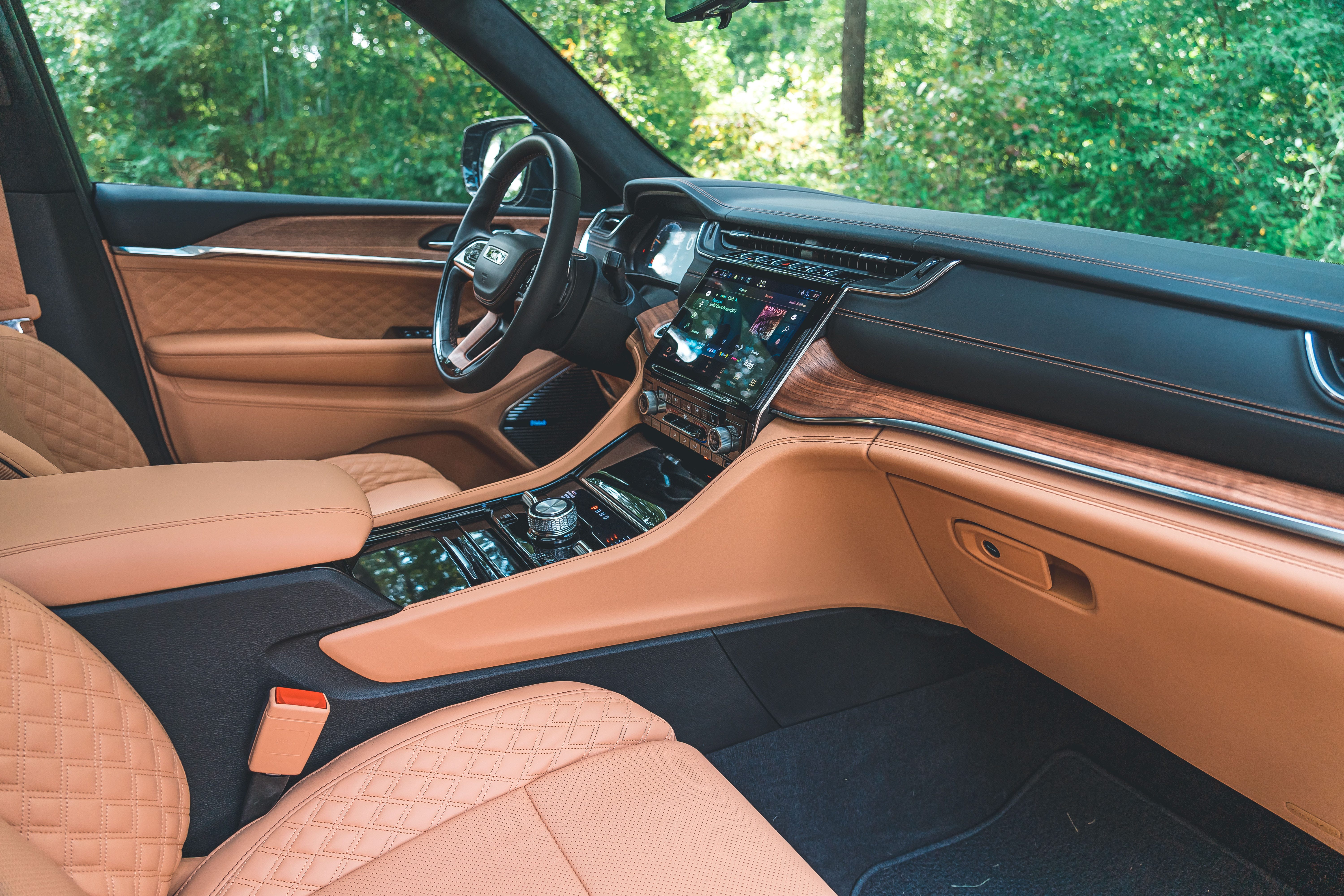 Jeep Grand Cherokee L: Is a Four-Cylinder Enough?