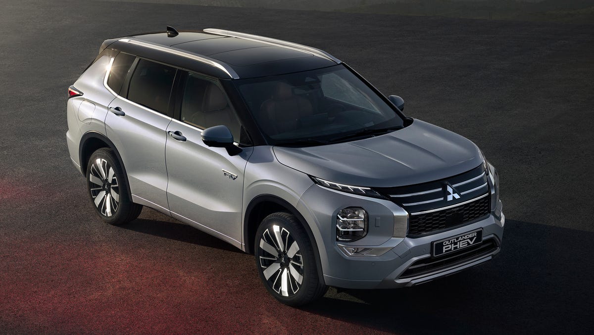Outlander Hybrid photo