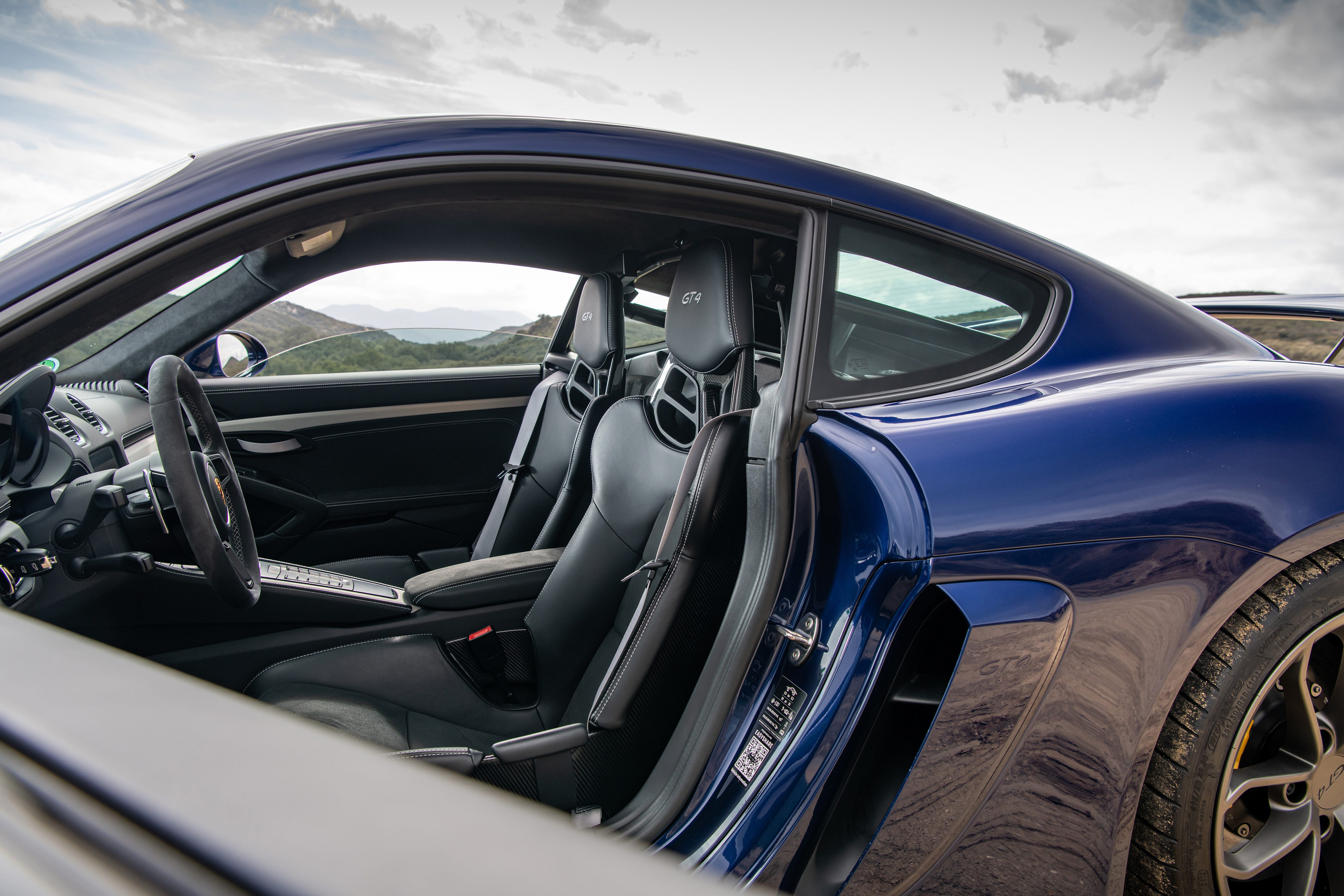 718 Cayman