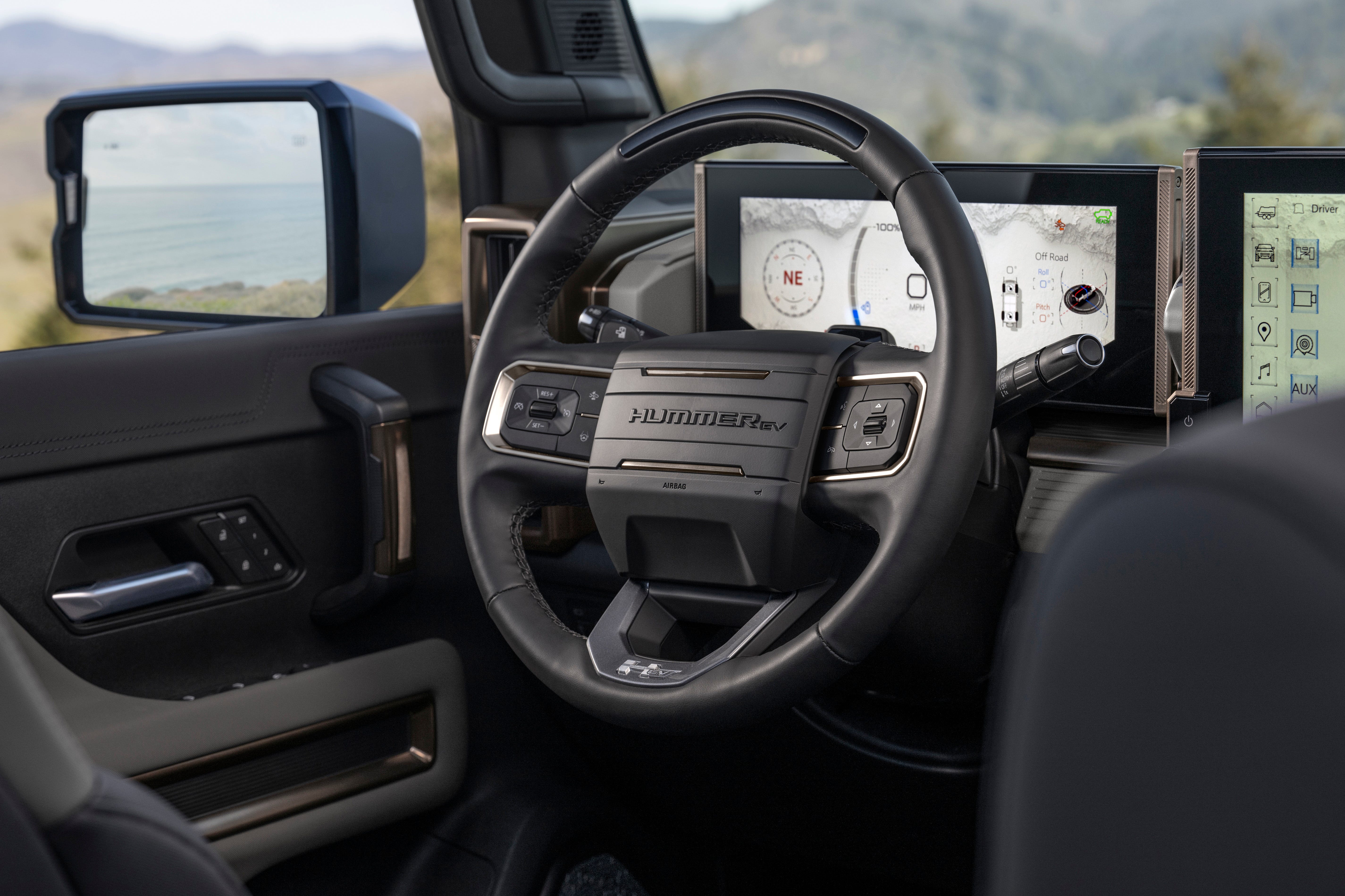 Hummer EV SUV