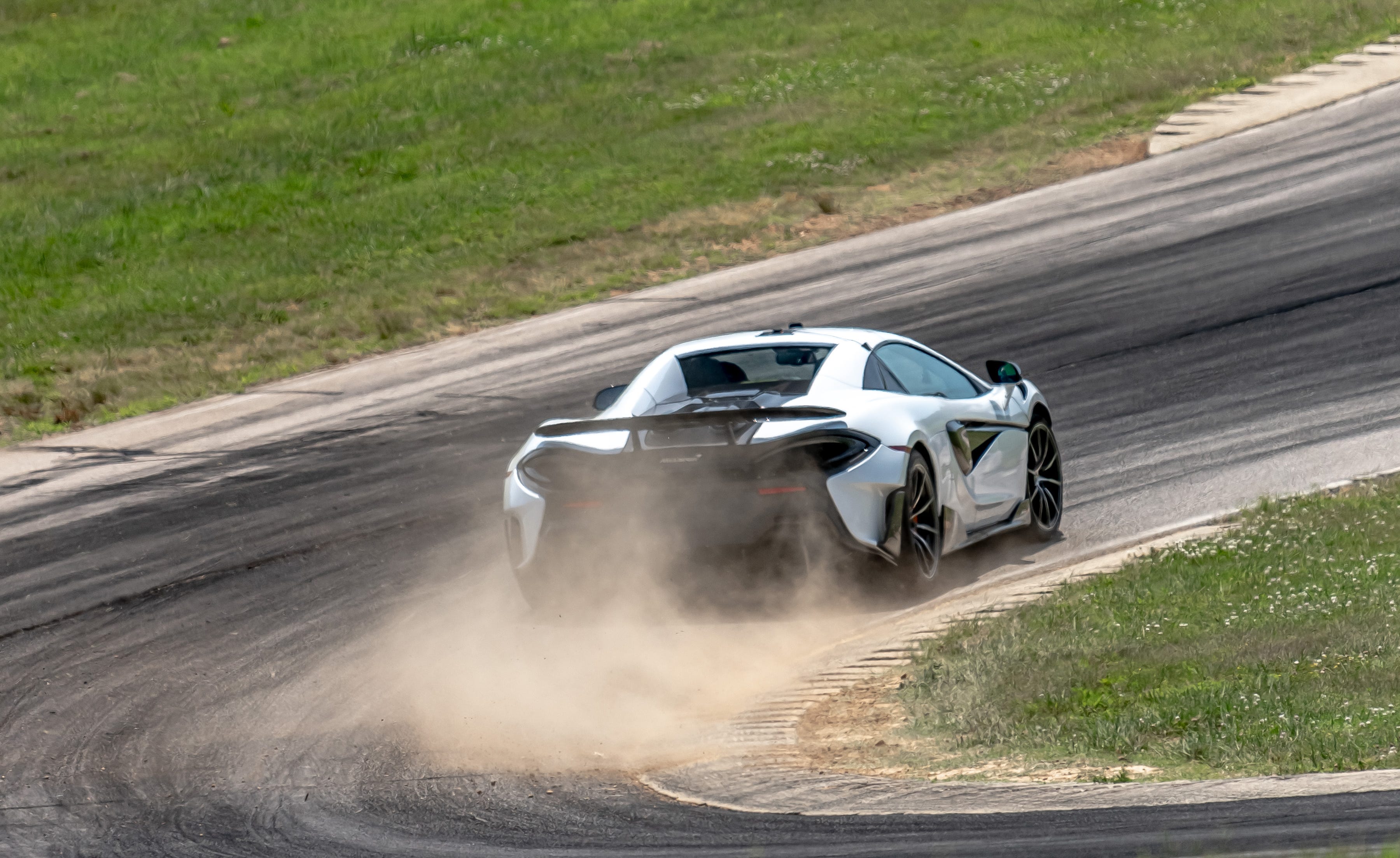 600LT
