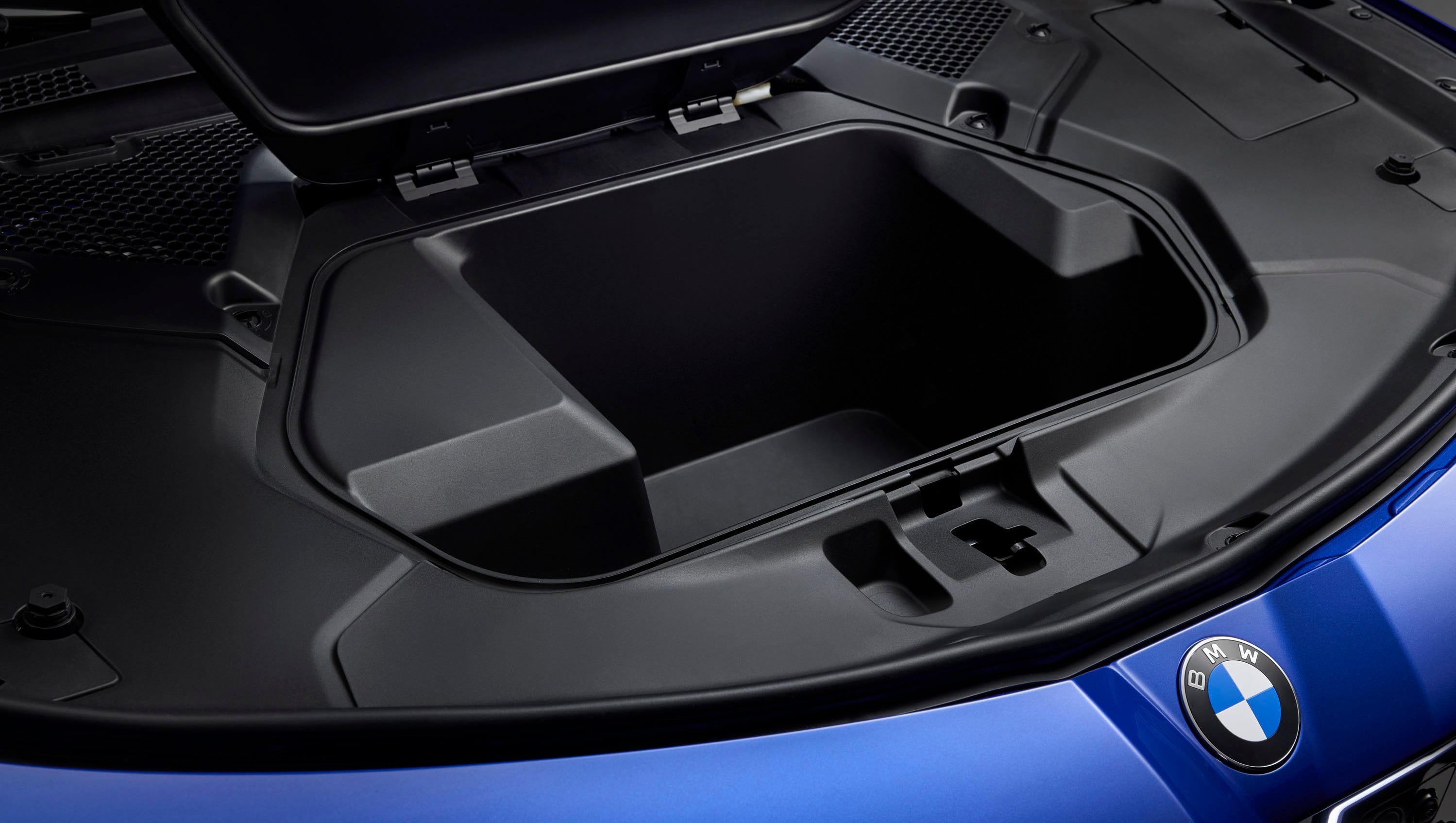 i3