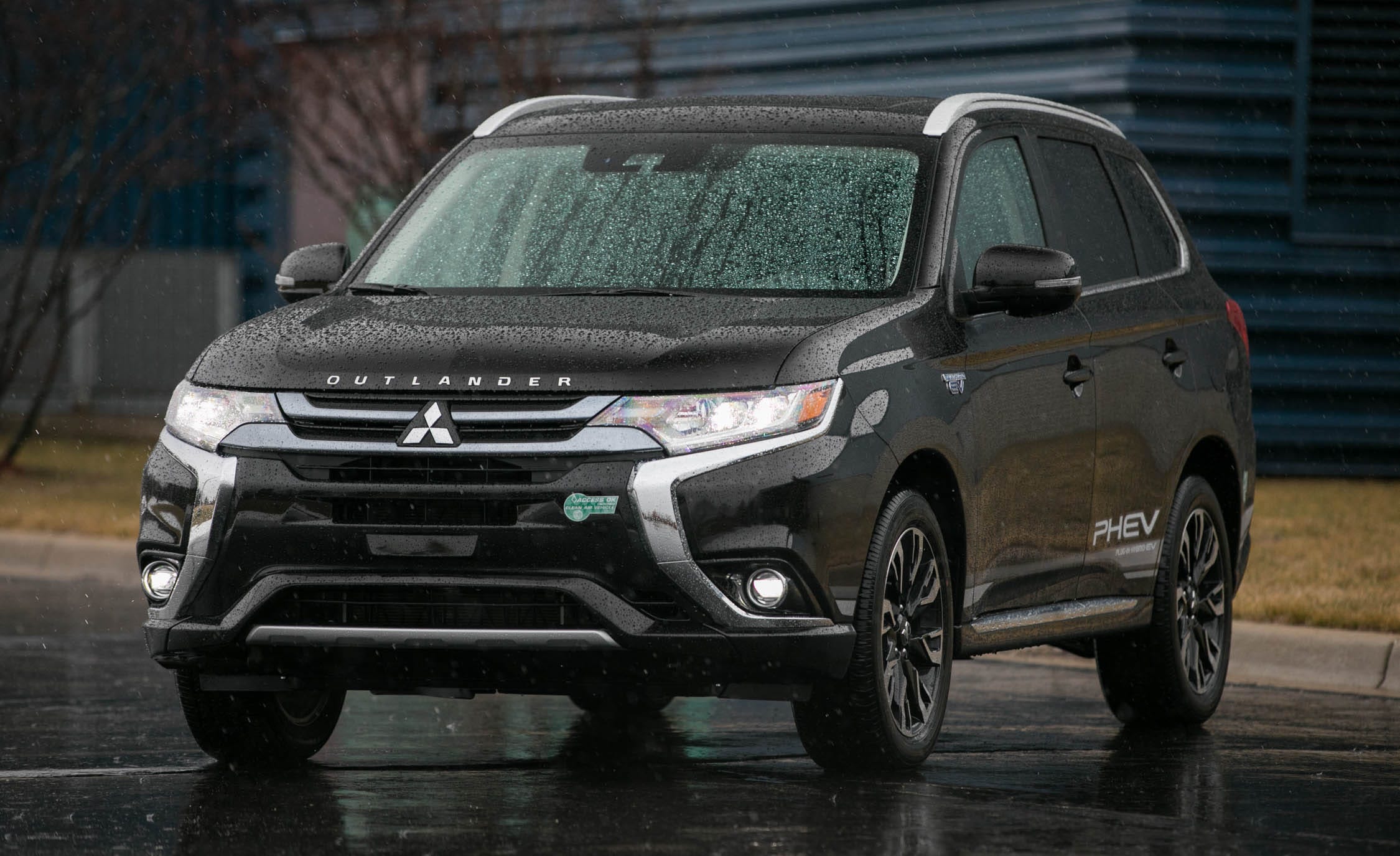 2026 Mitsubishi Outlander Test: Rogue-Like