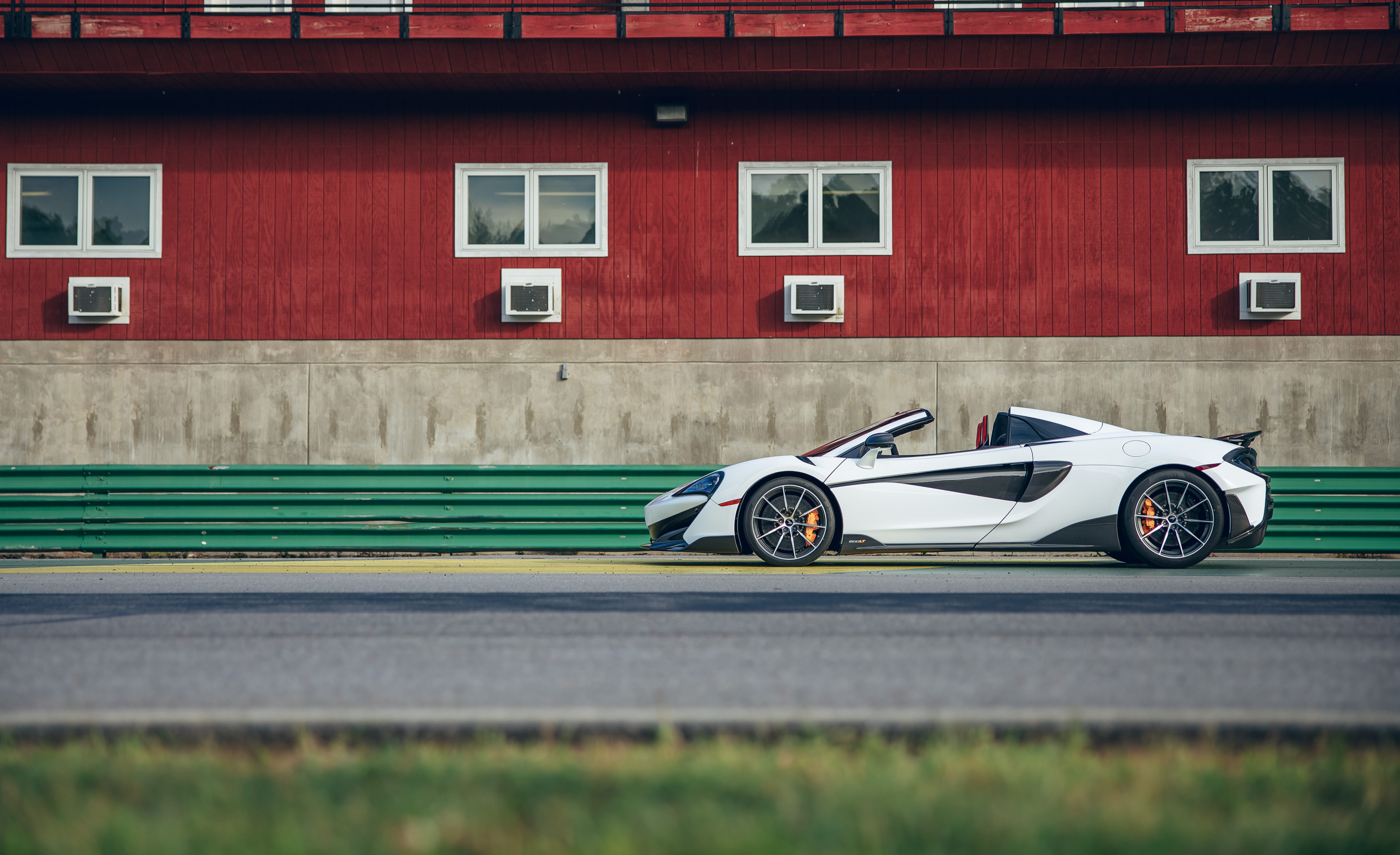 600LT
