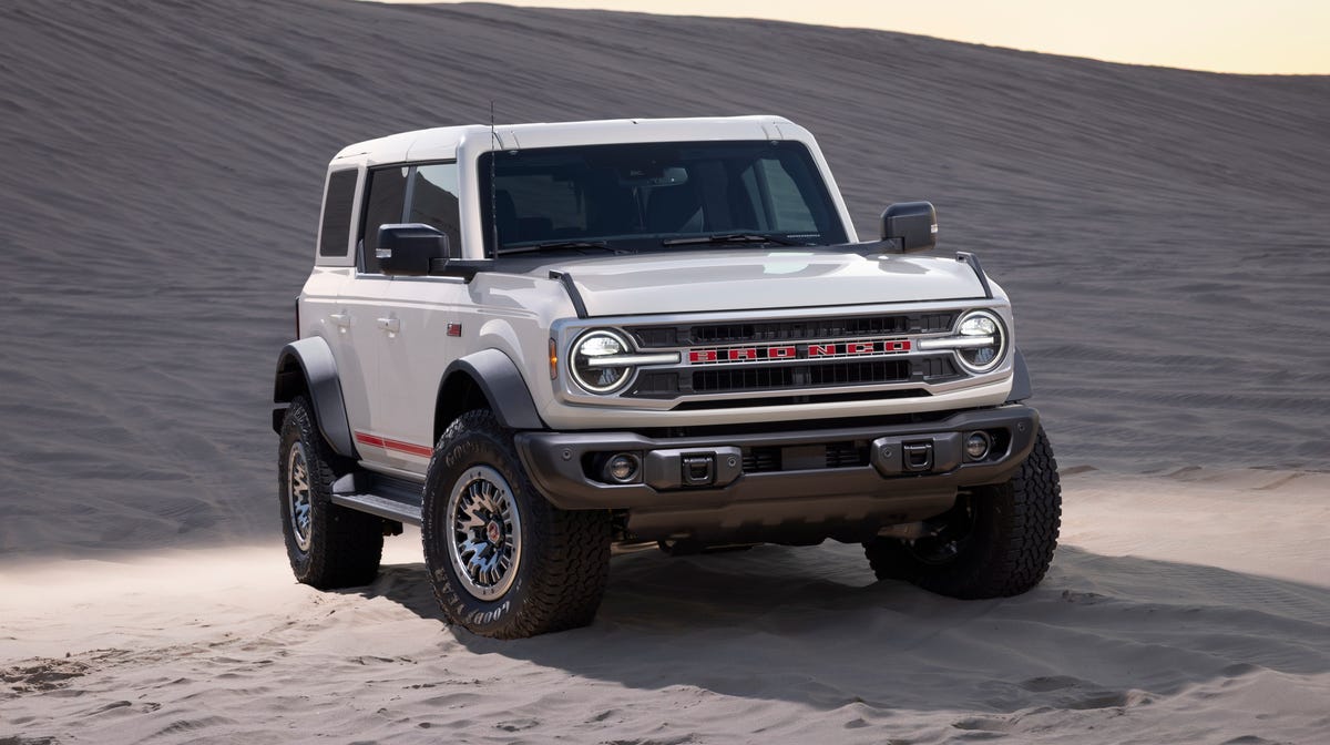 Bronco photo