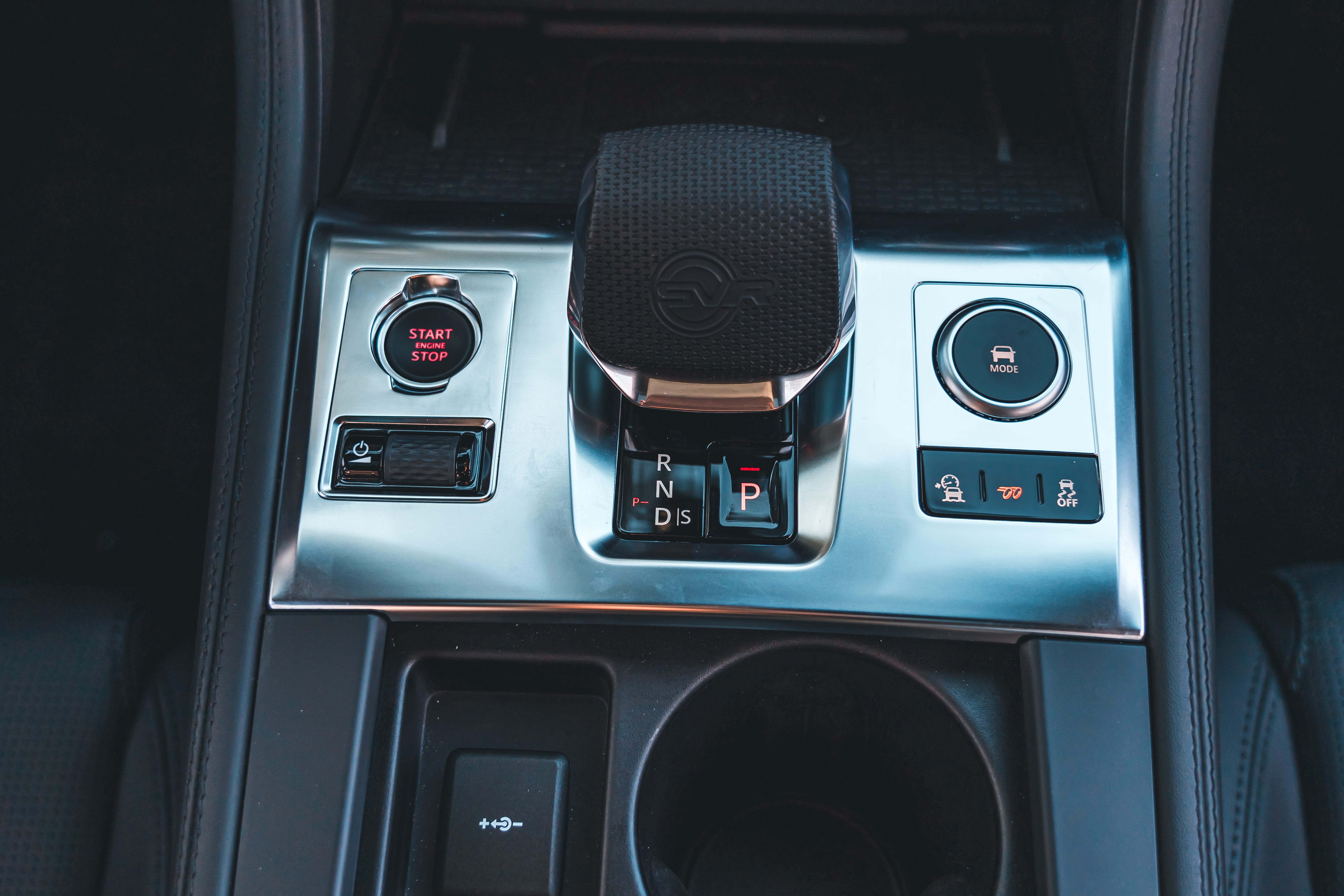 F-Pace SVR