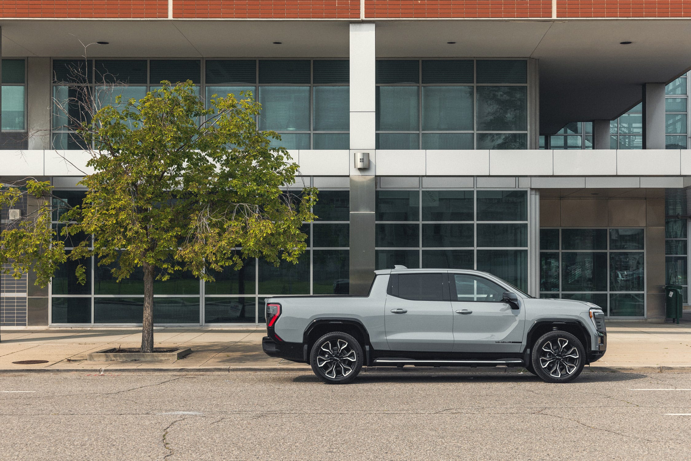GMC Sierra EV