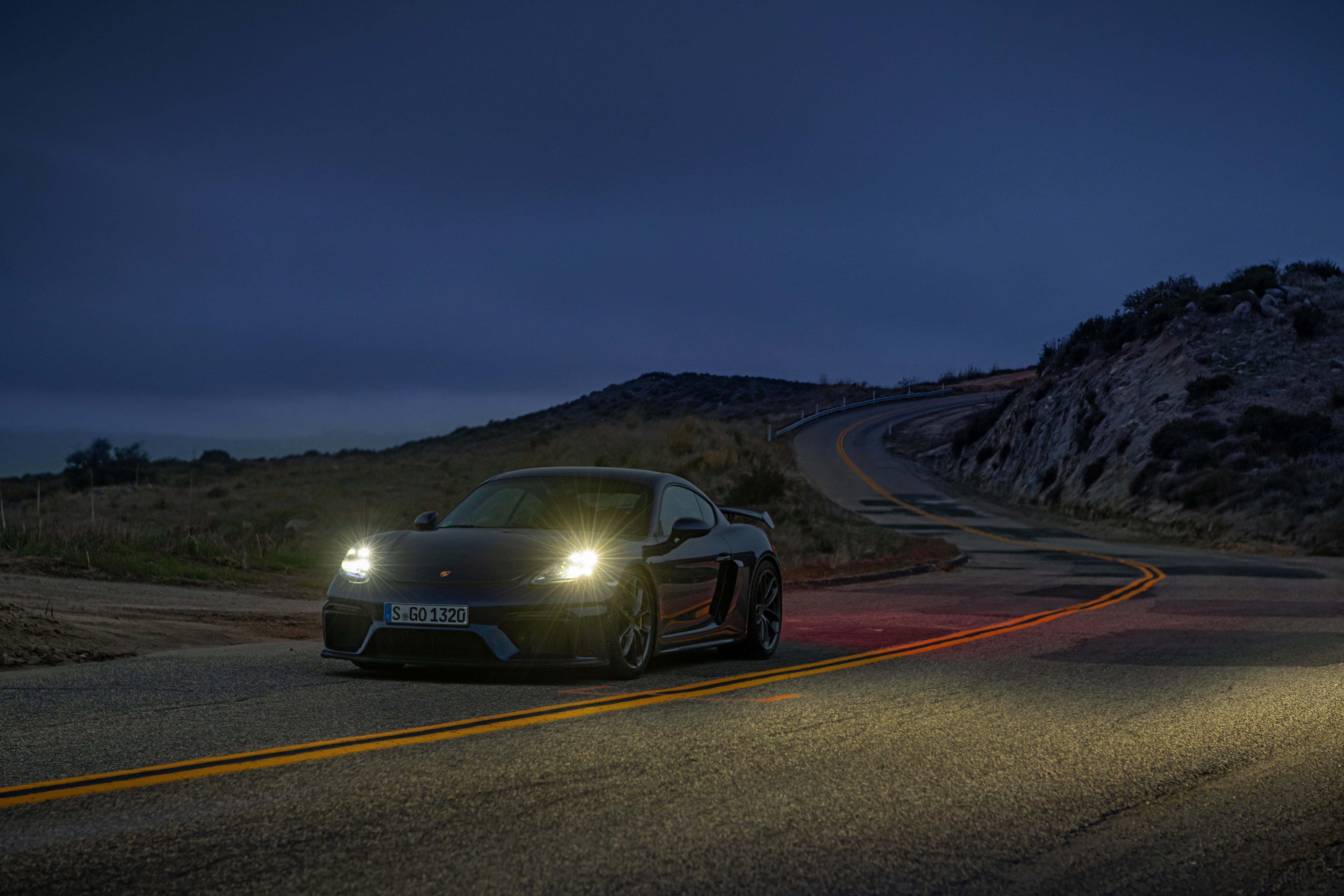 718 Cayman