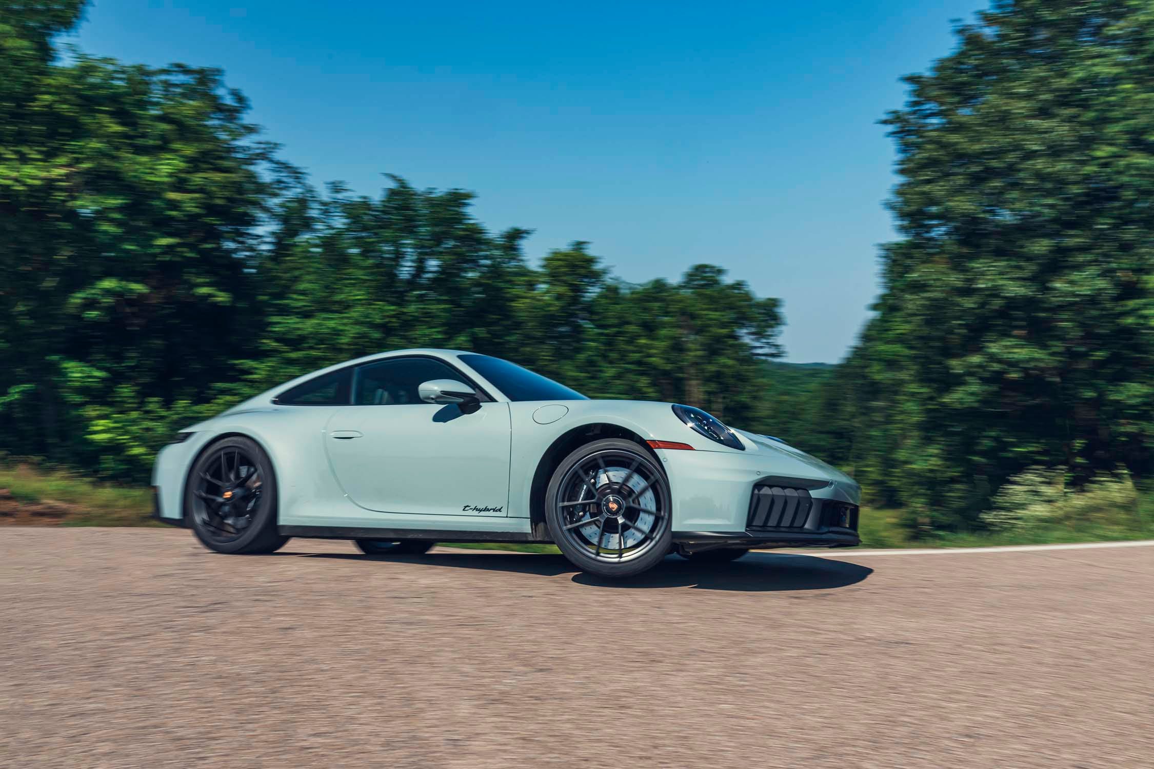 911