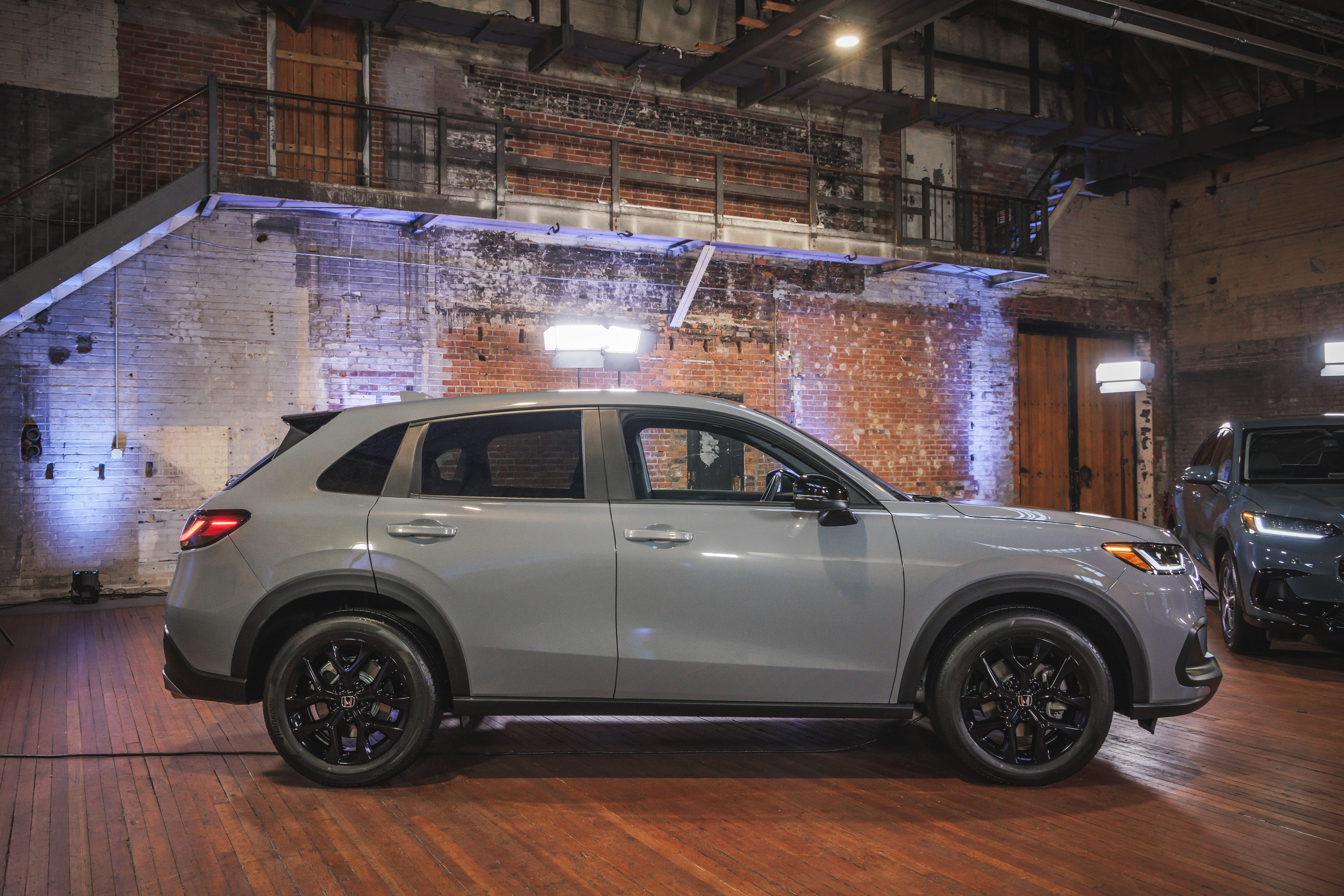 HR-V
