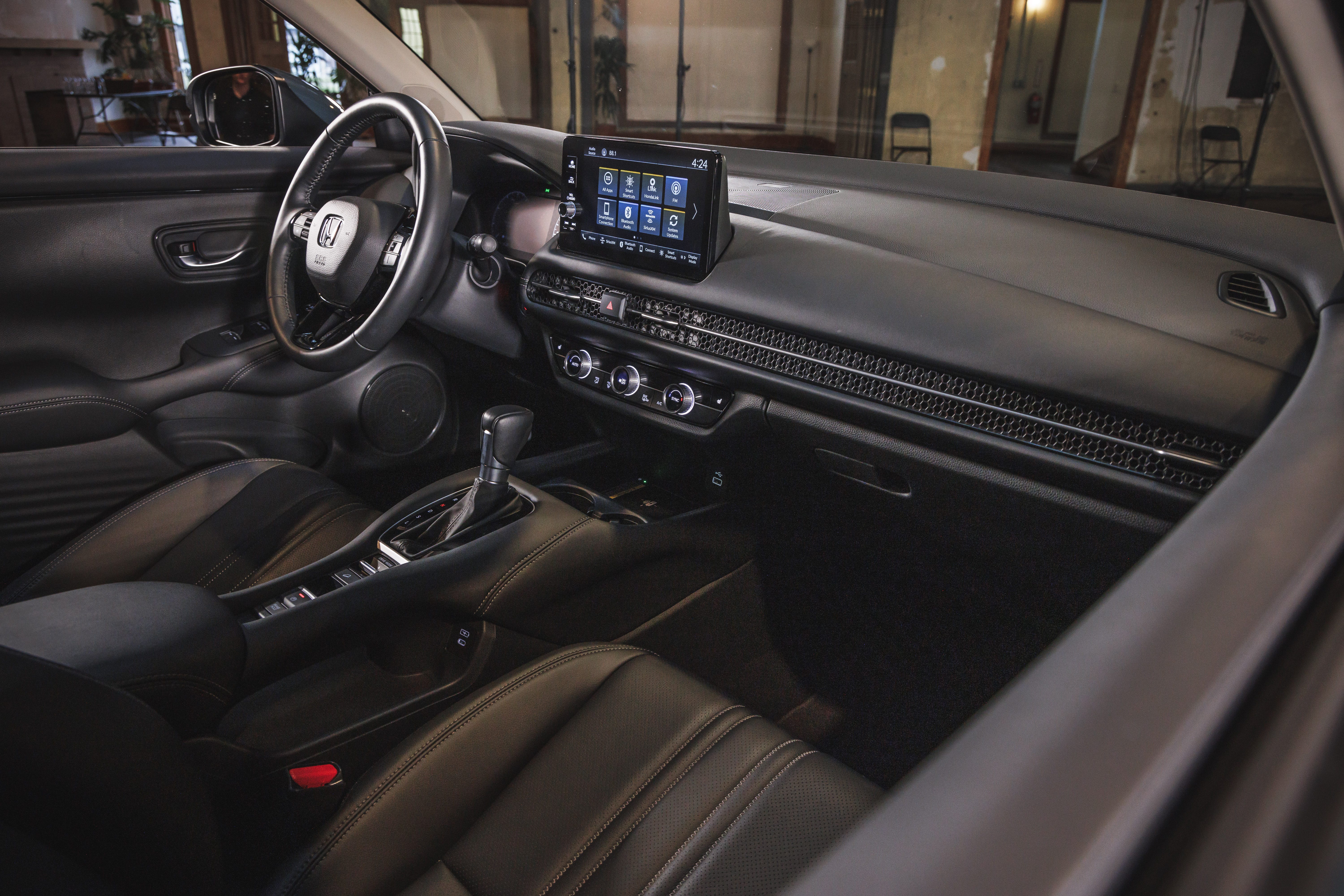 HR-V