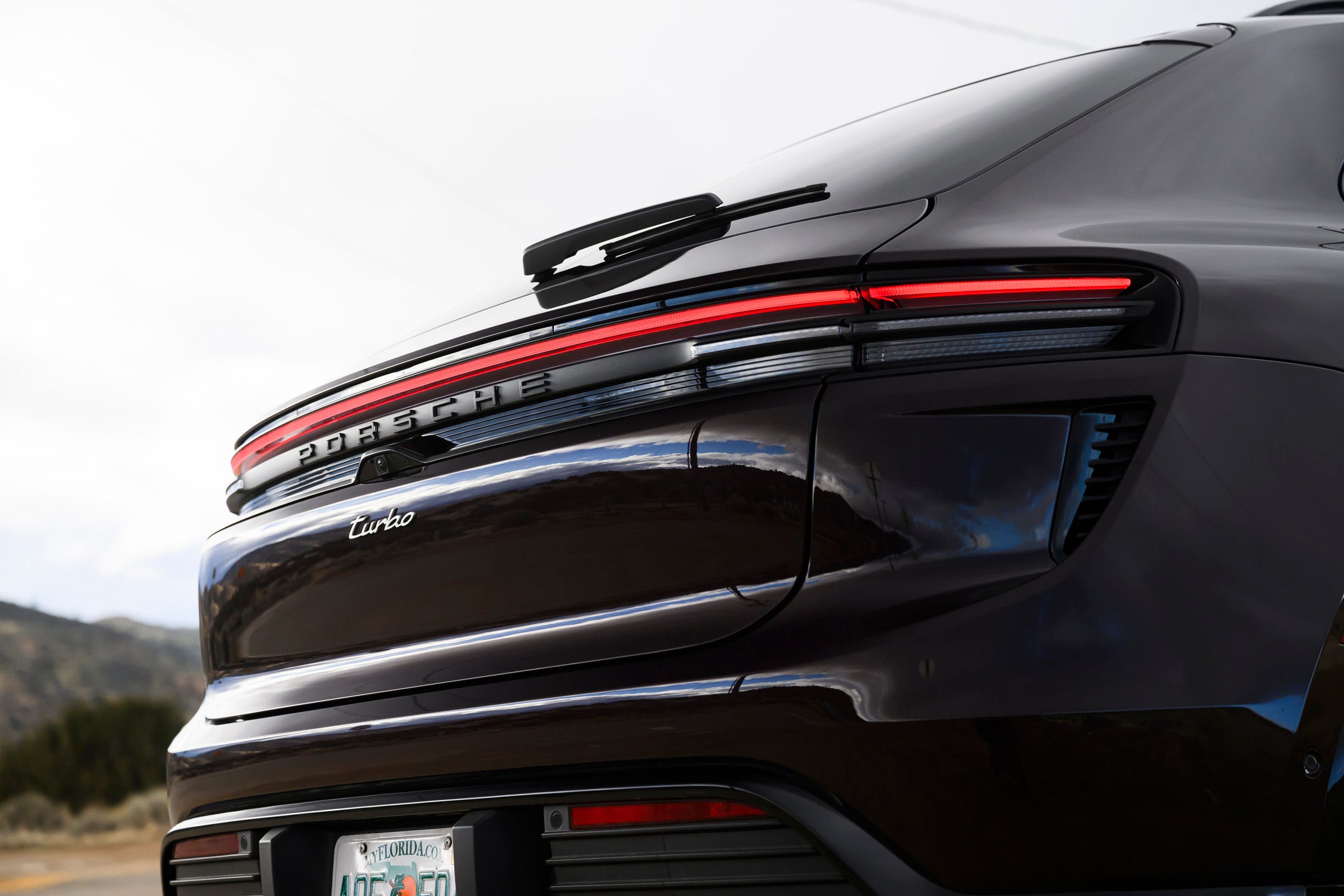 Macan Electric
