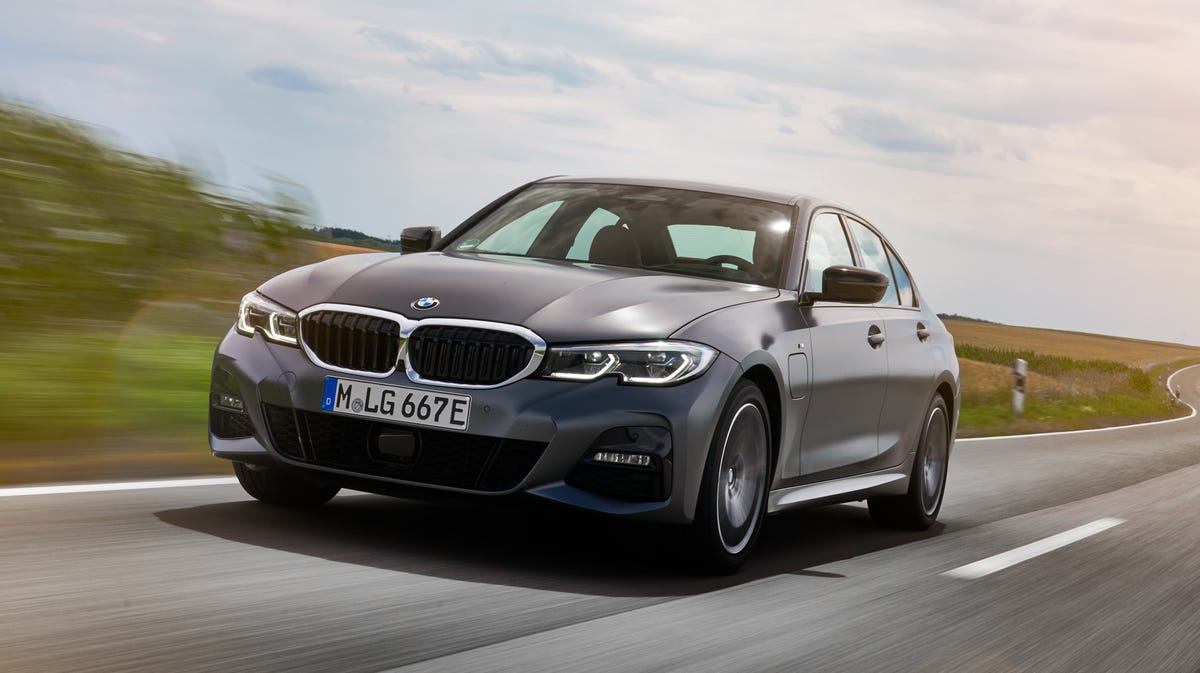 BMW 330e Plug-In Hybrid
