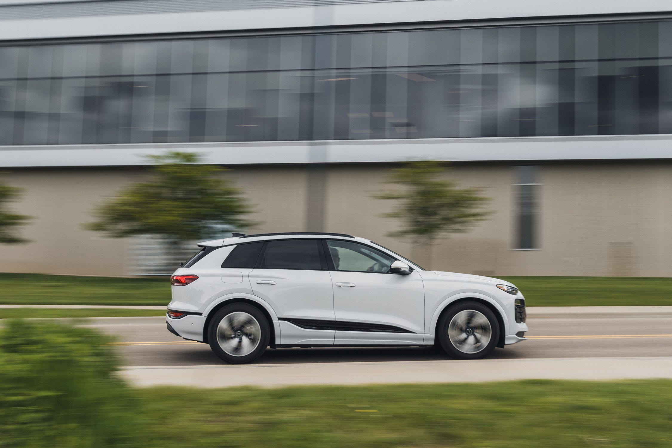 Q6 e-tron