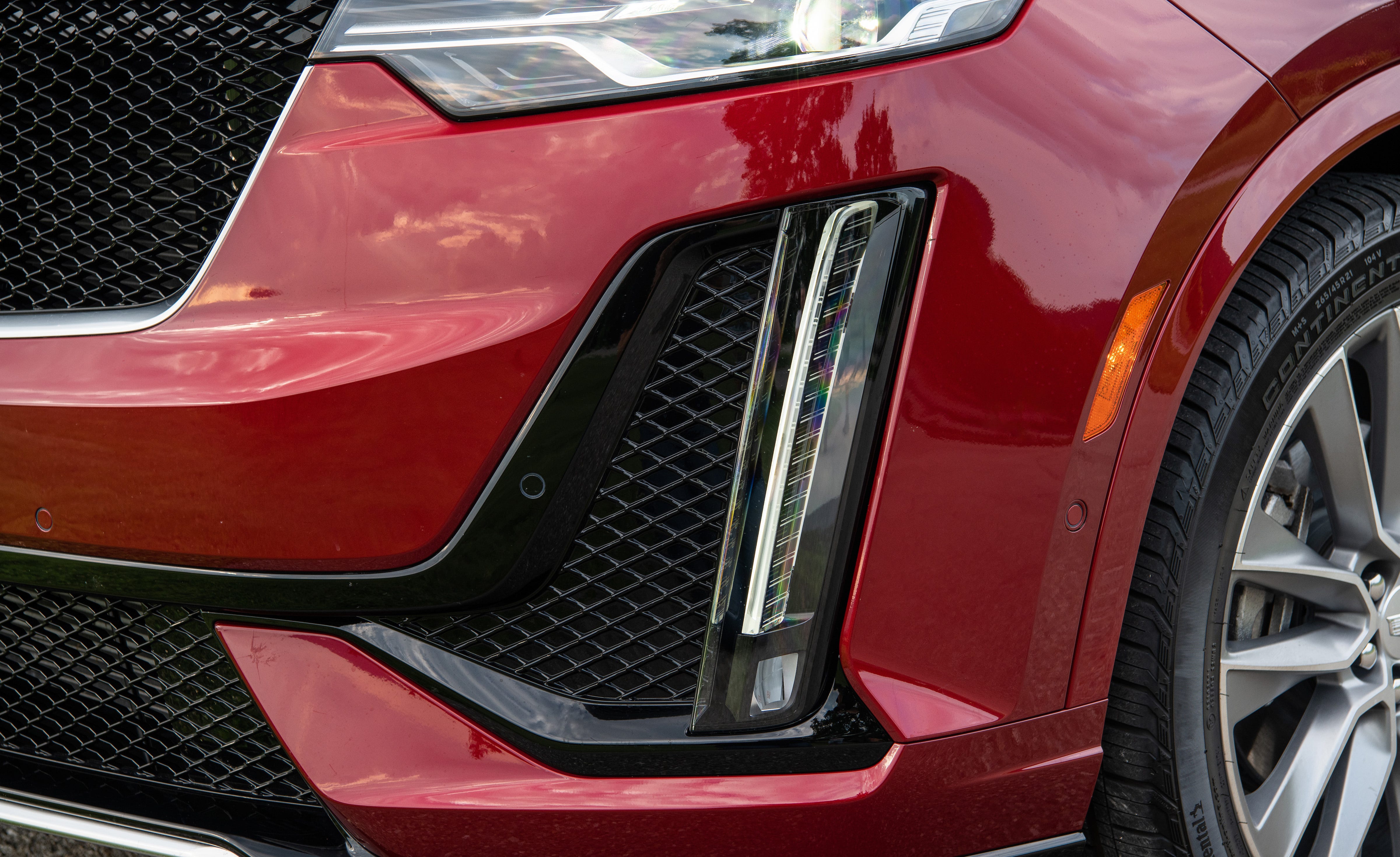 XT6