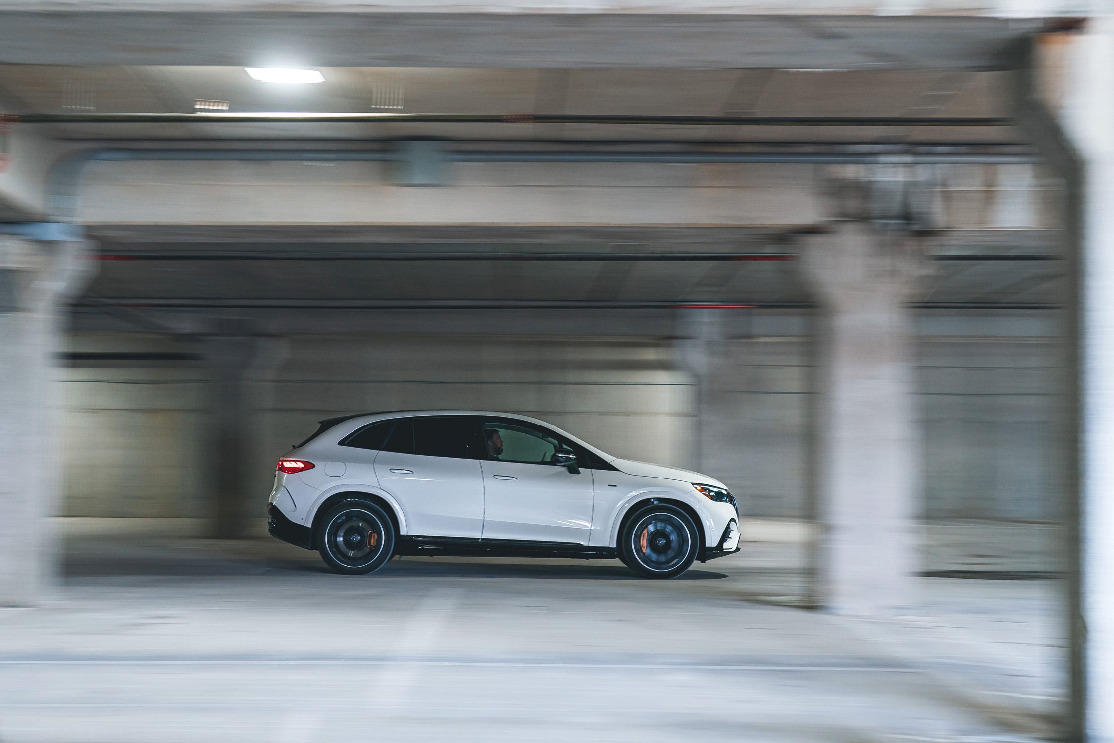 EQE SUV
