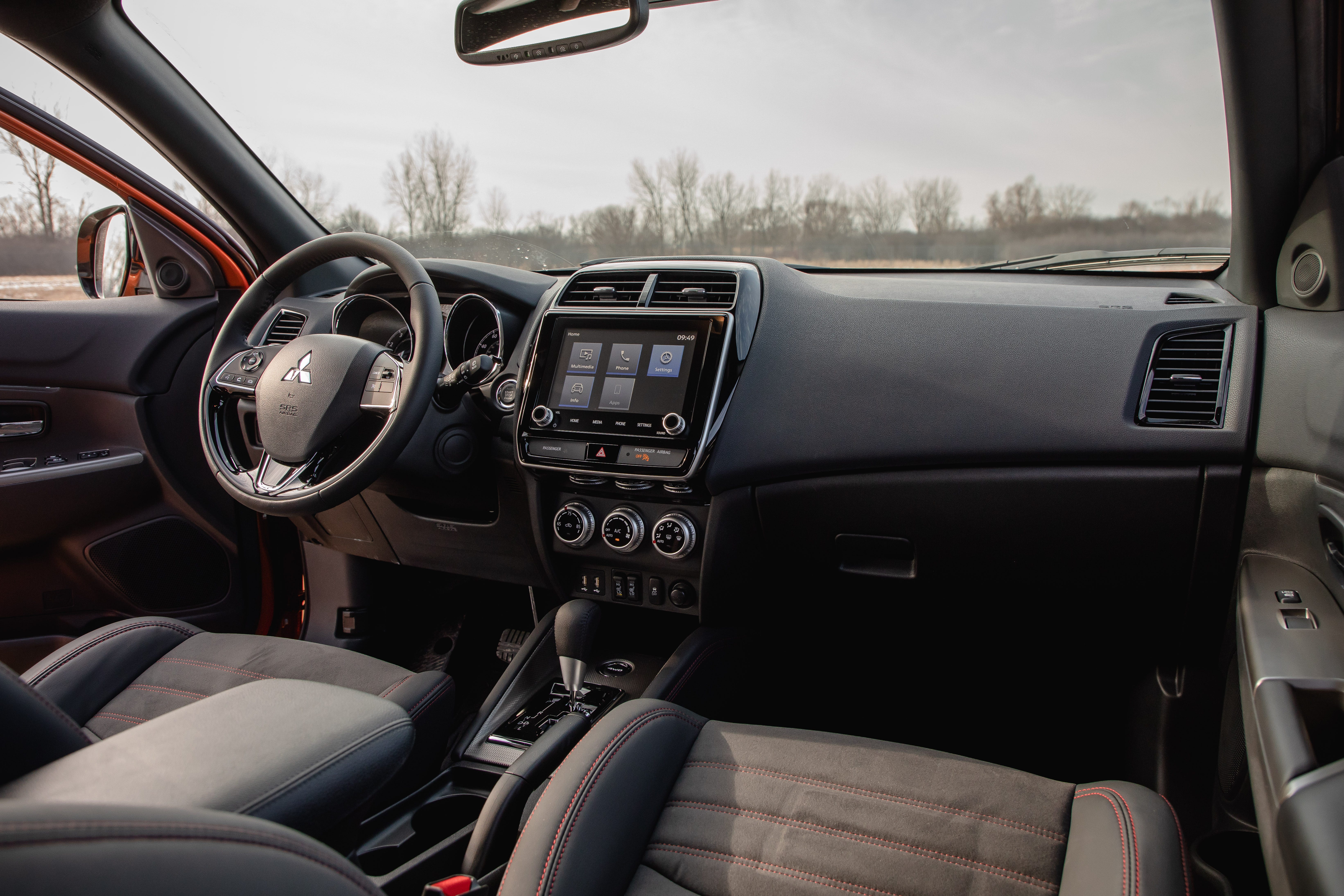 Outlander Sport