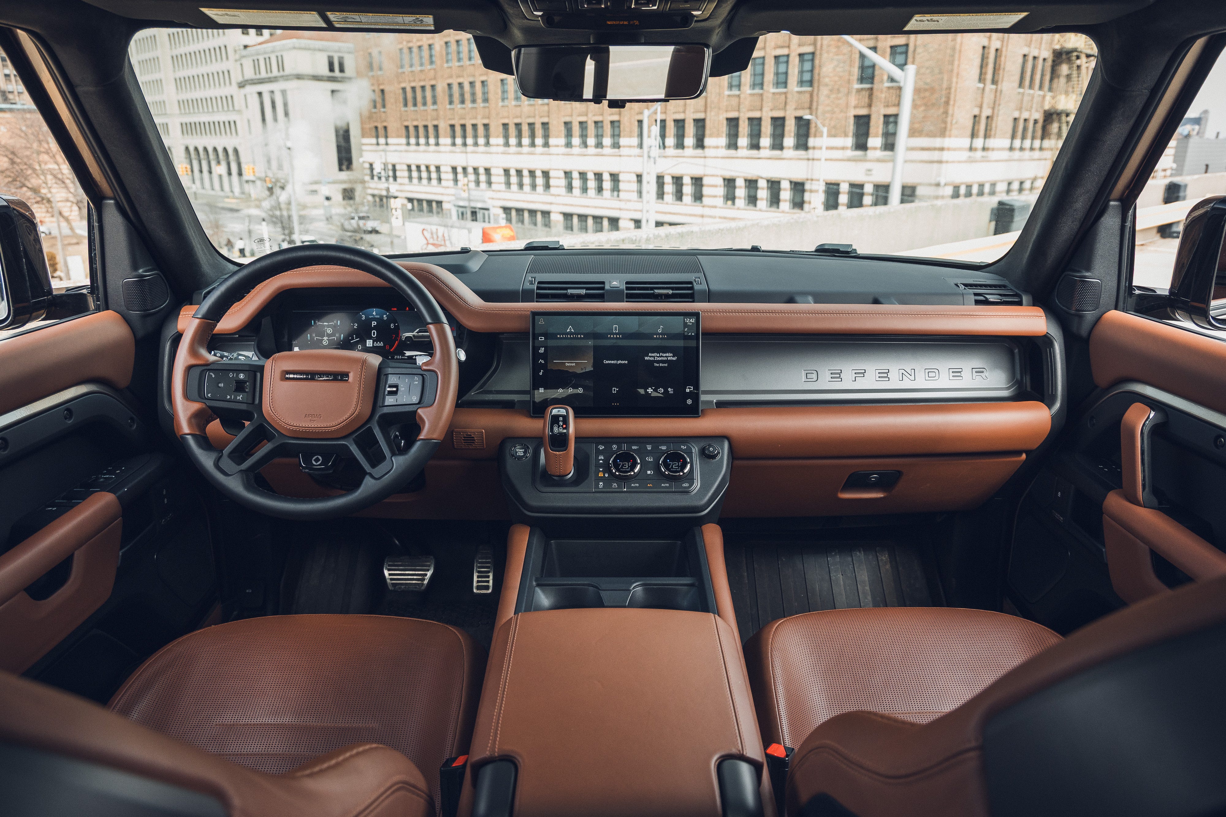 2025 Land Rover Defender Octa: Fierce Defender