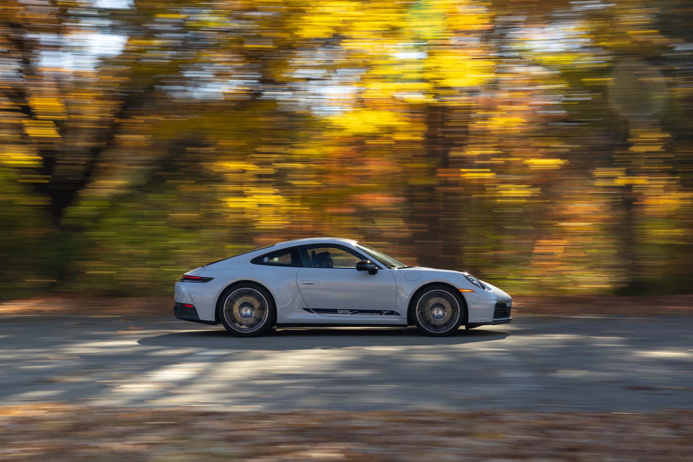 911