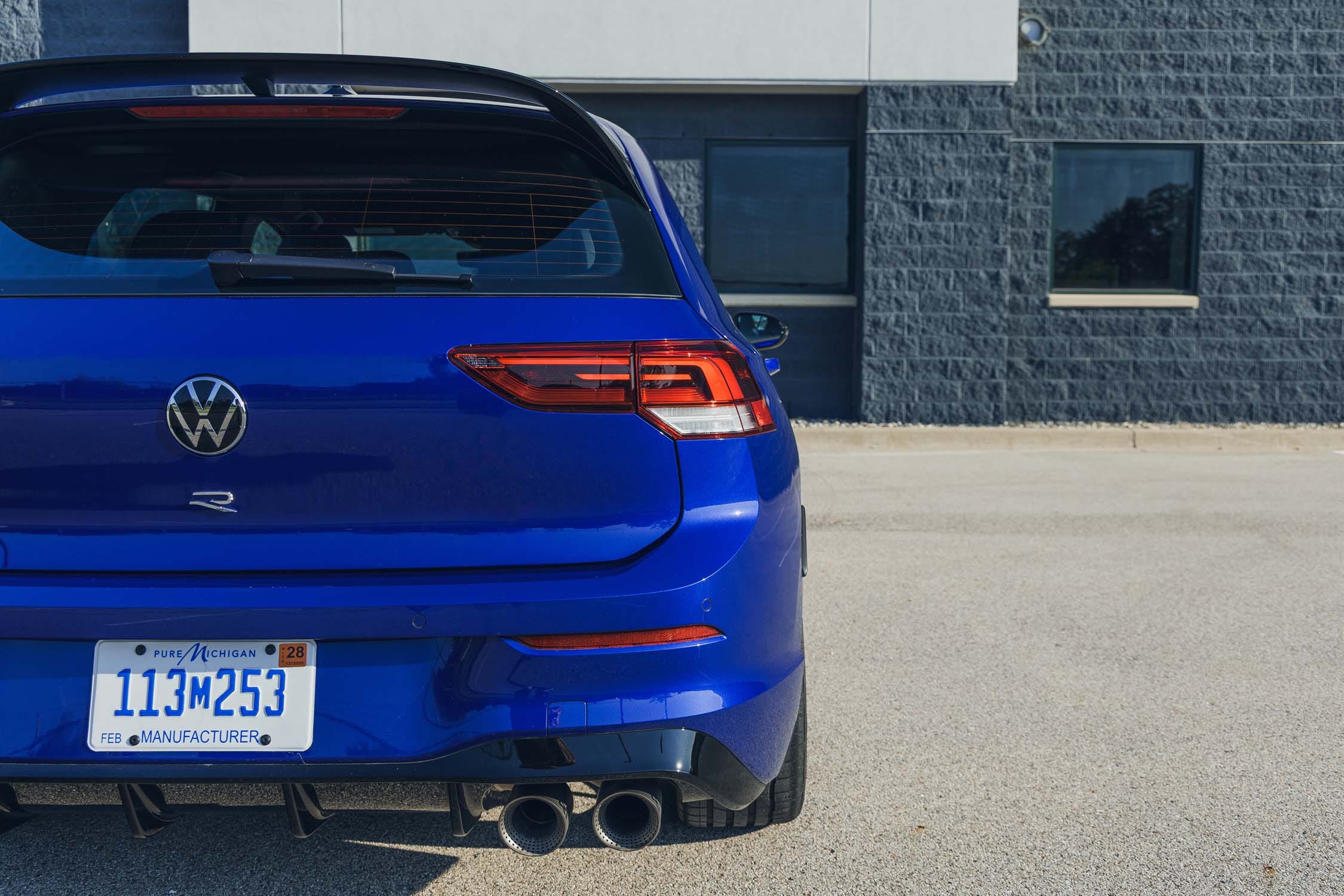 Golf R