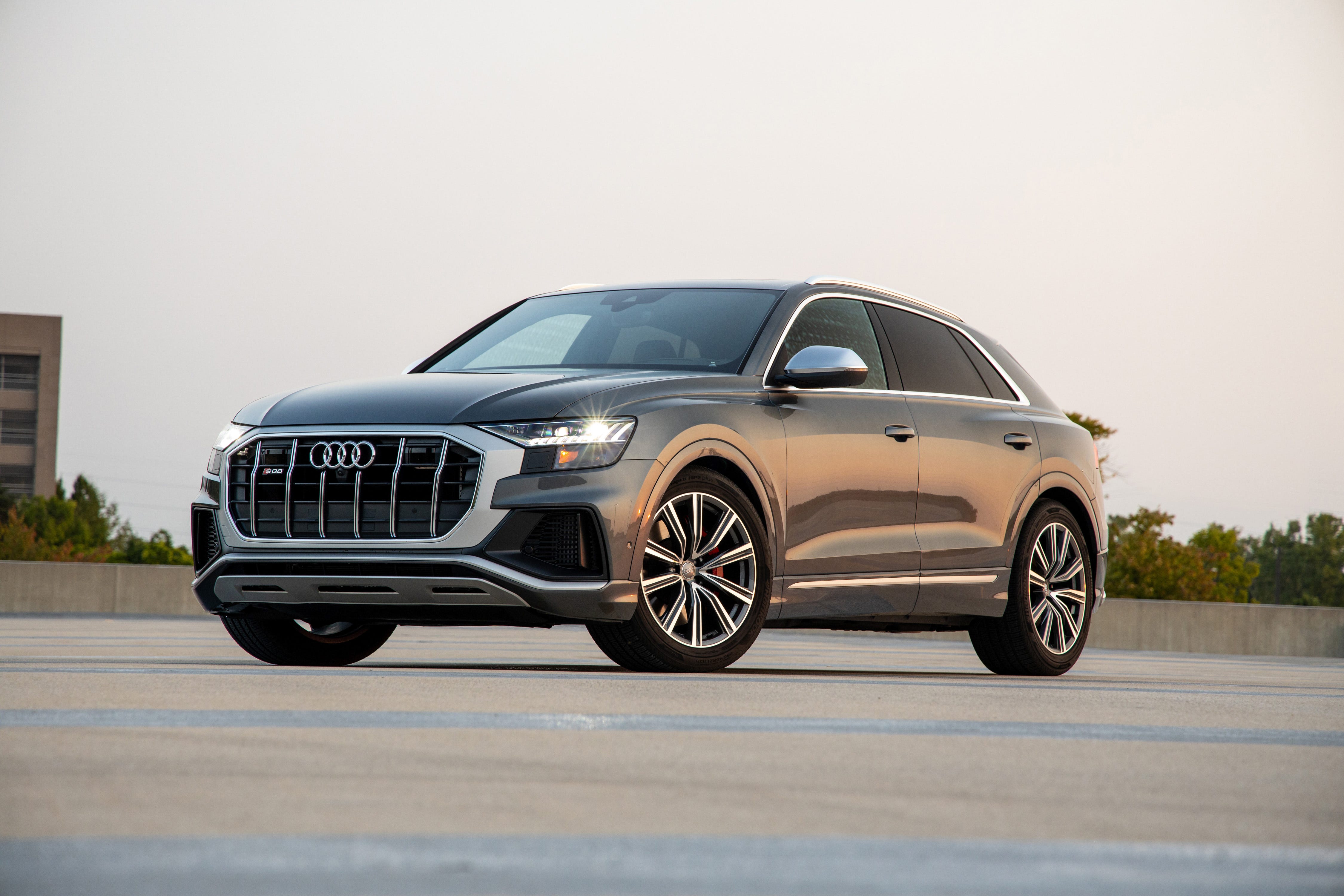 SQ8
